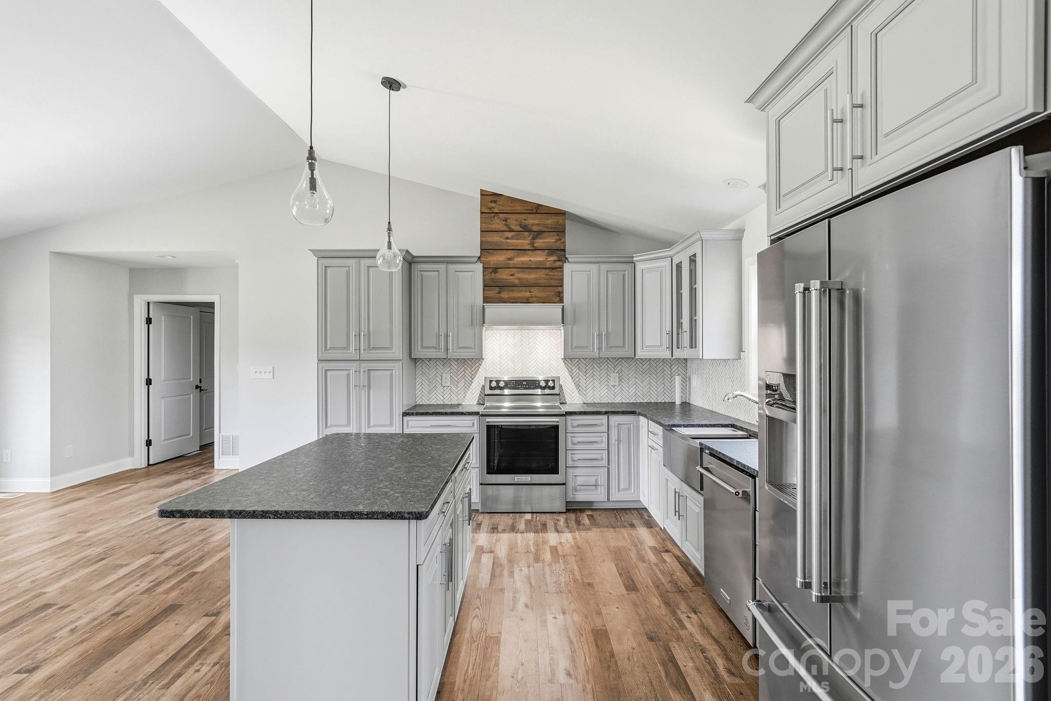 169 Old Brushy Drive — Lexington