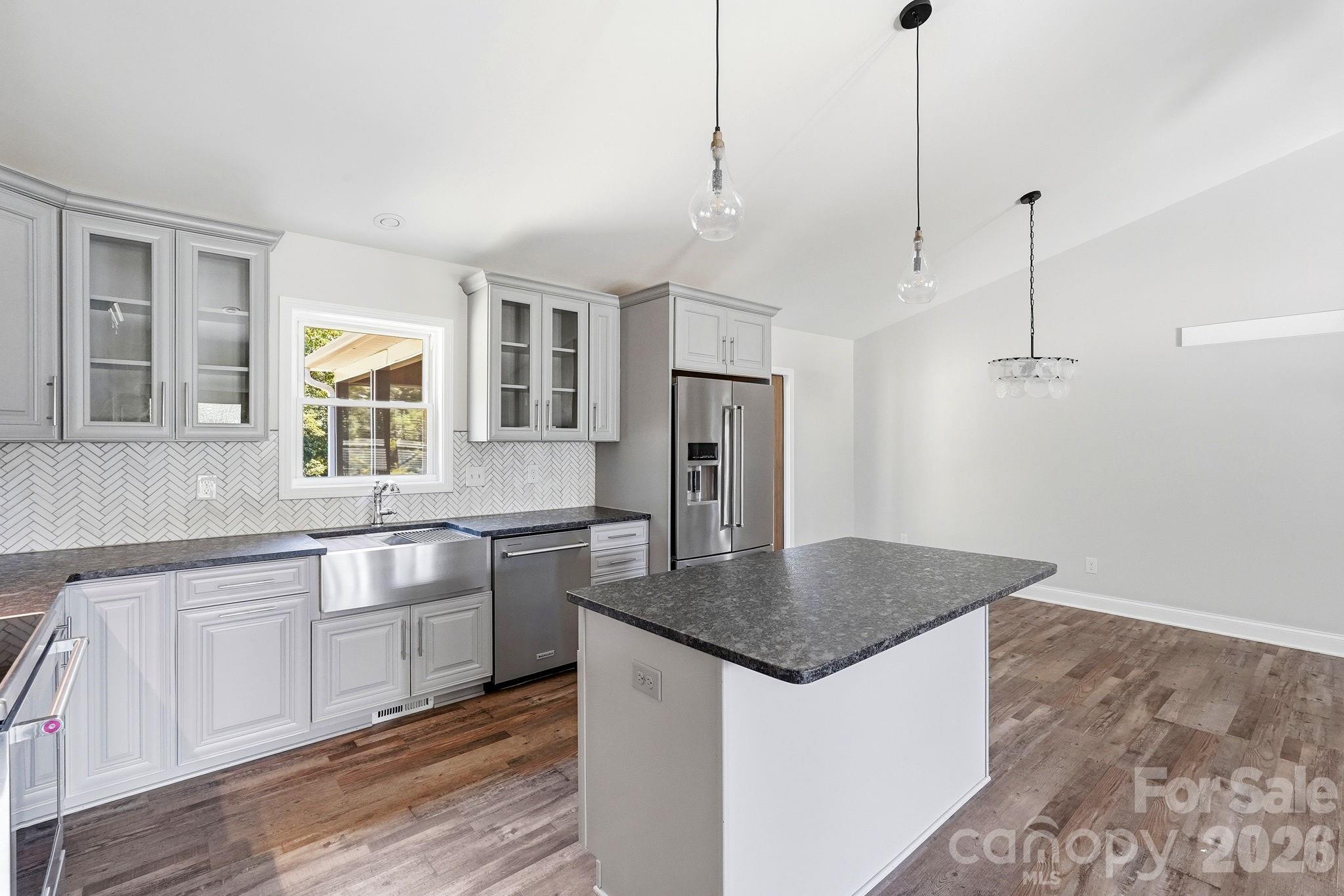 169 Old Brushy Drive — Lexington