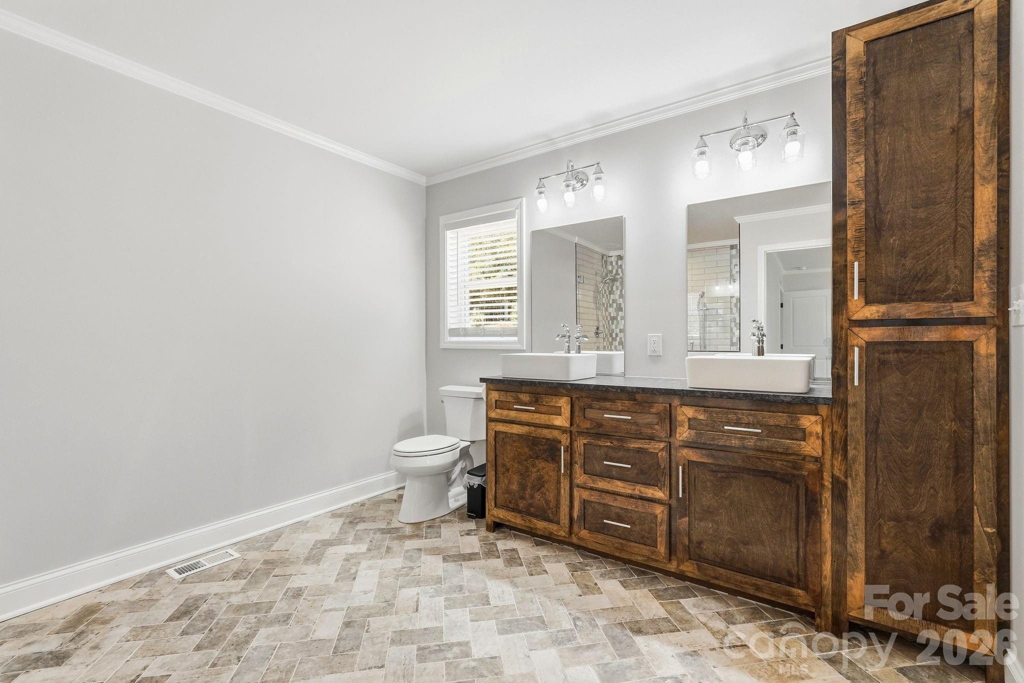 169 Old Brushy Drive — Lexington