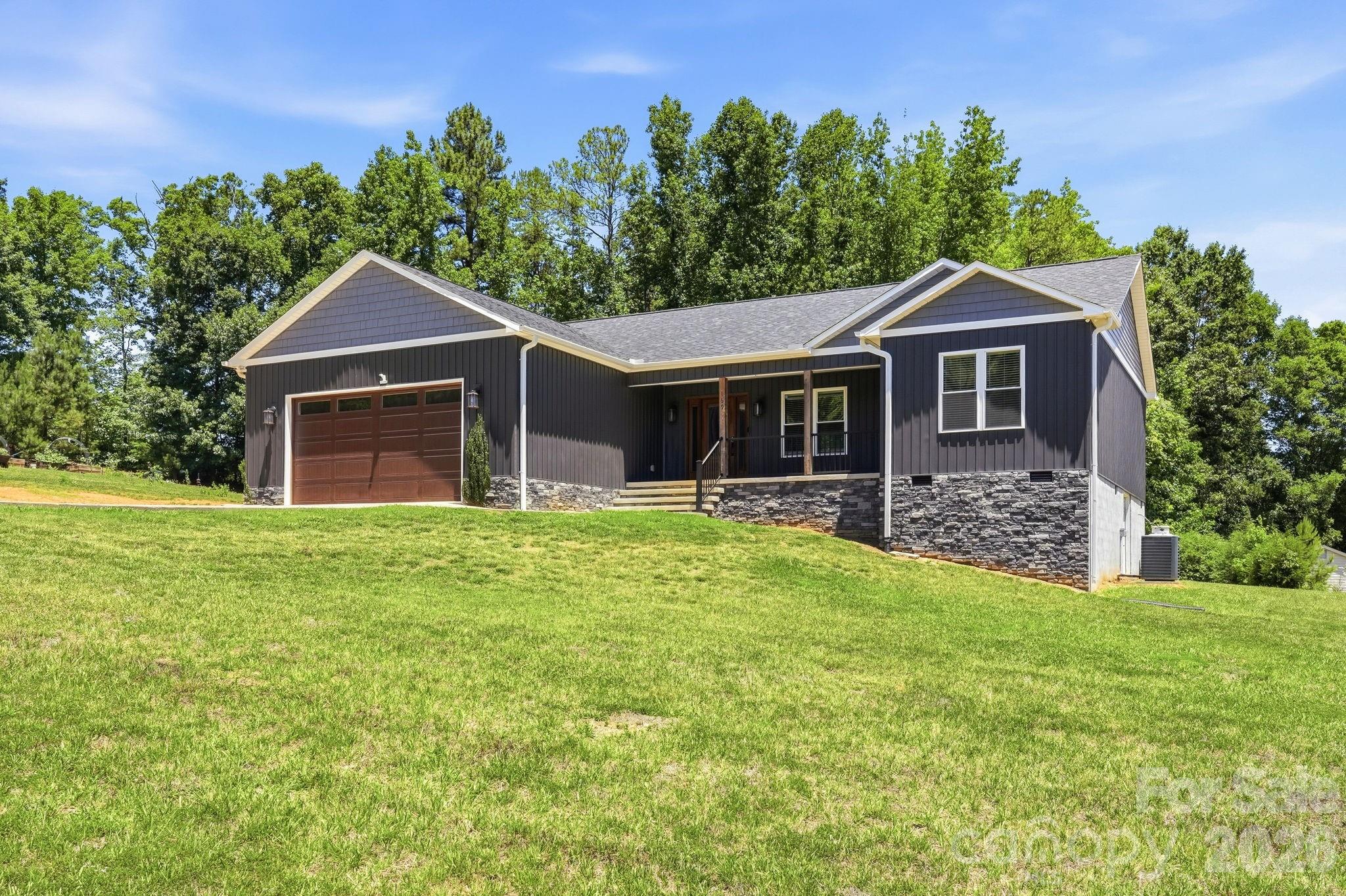 169 Old Brushy Drive — Lexington
