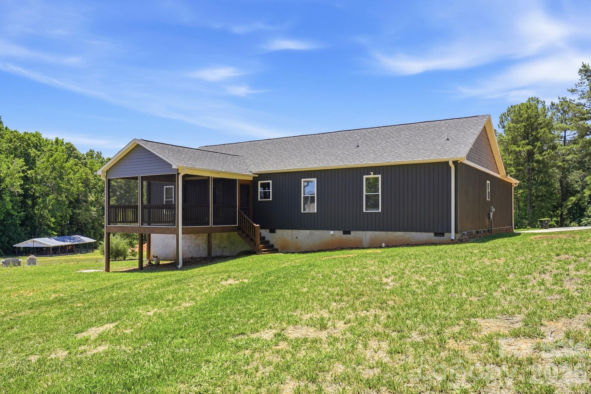 169 Old Brushy Drive — Lexington