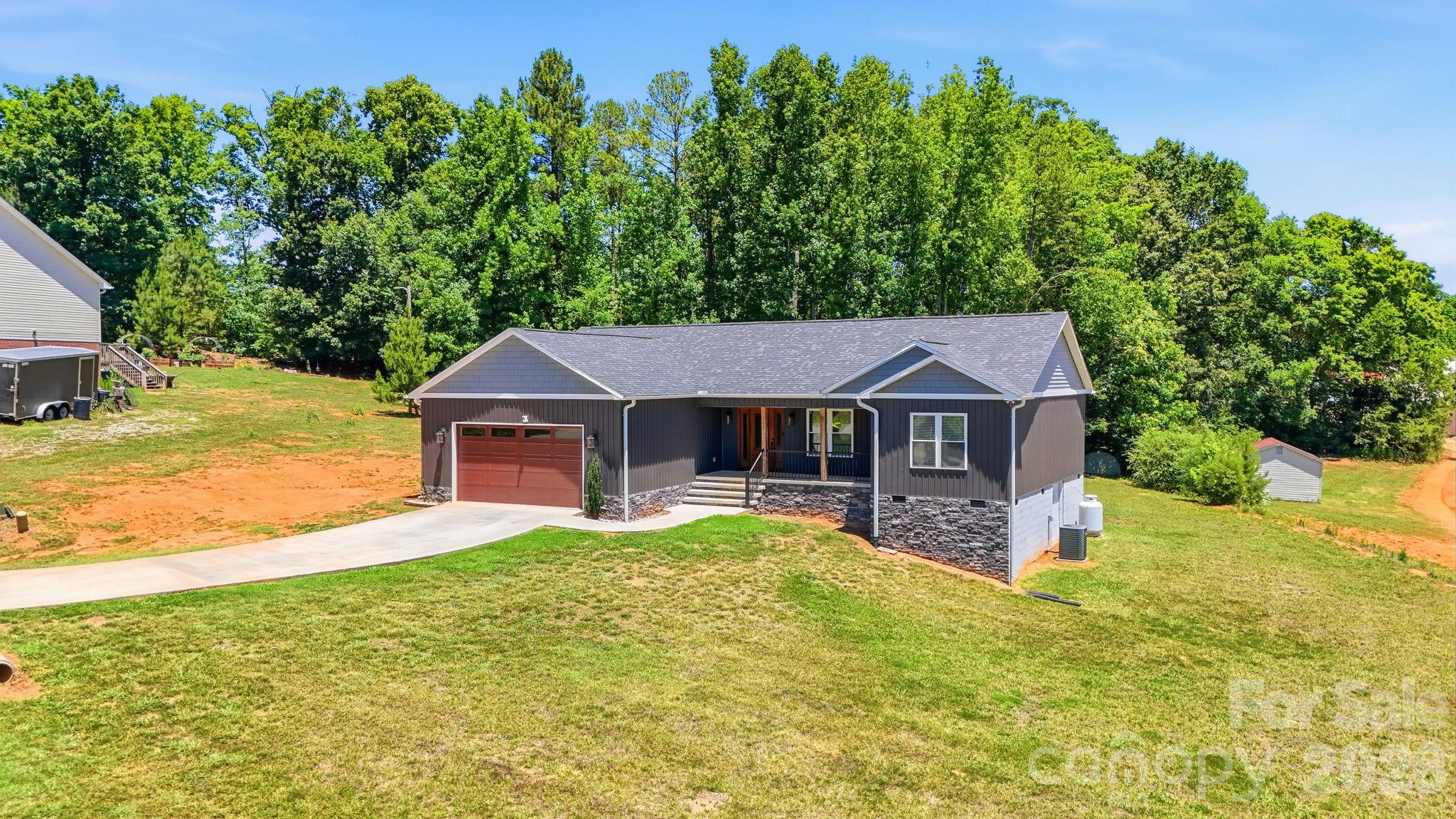 169 Old Brushy Drive — Lexington