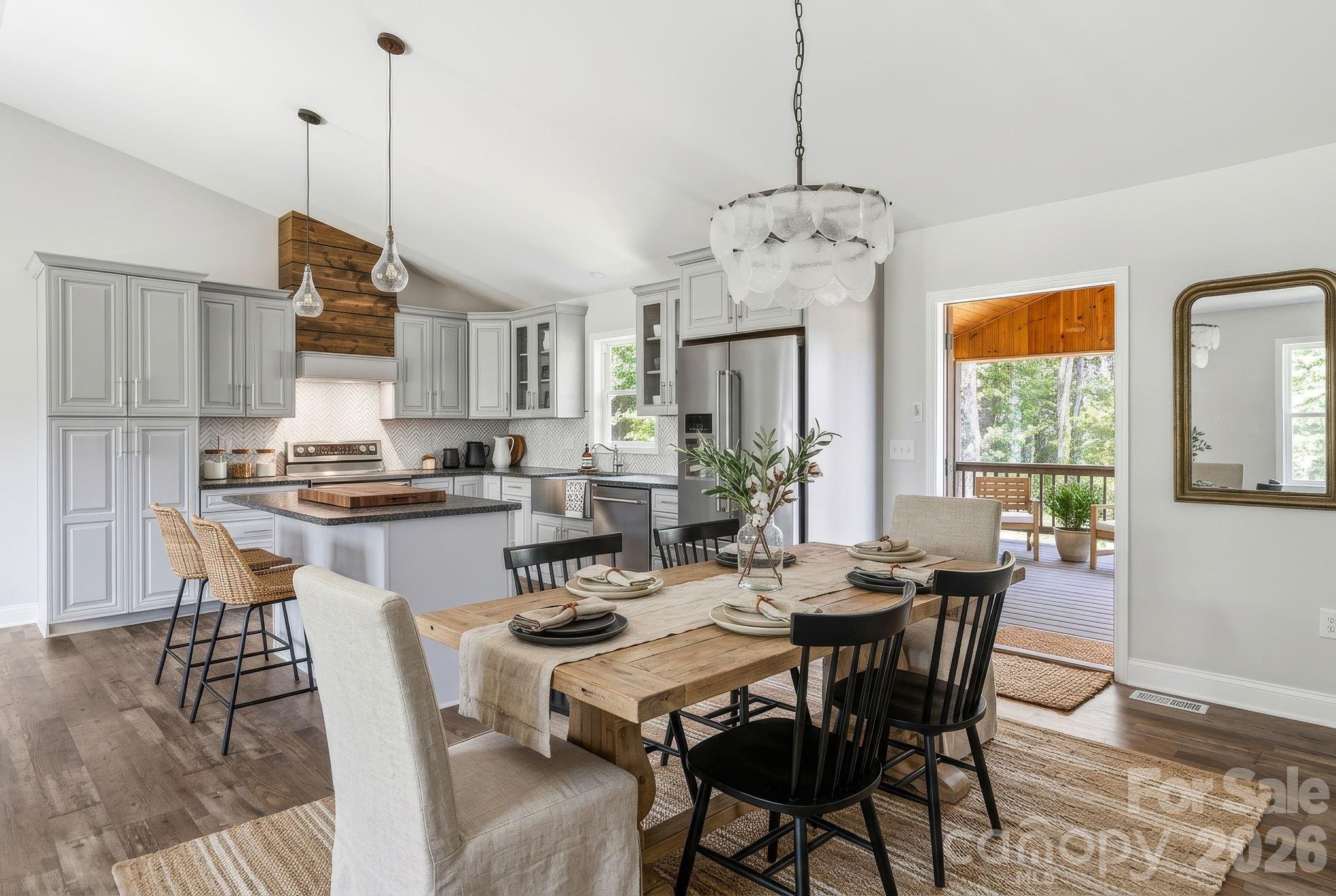169 Old Brushy Drive — Lexington