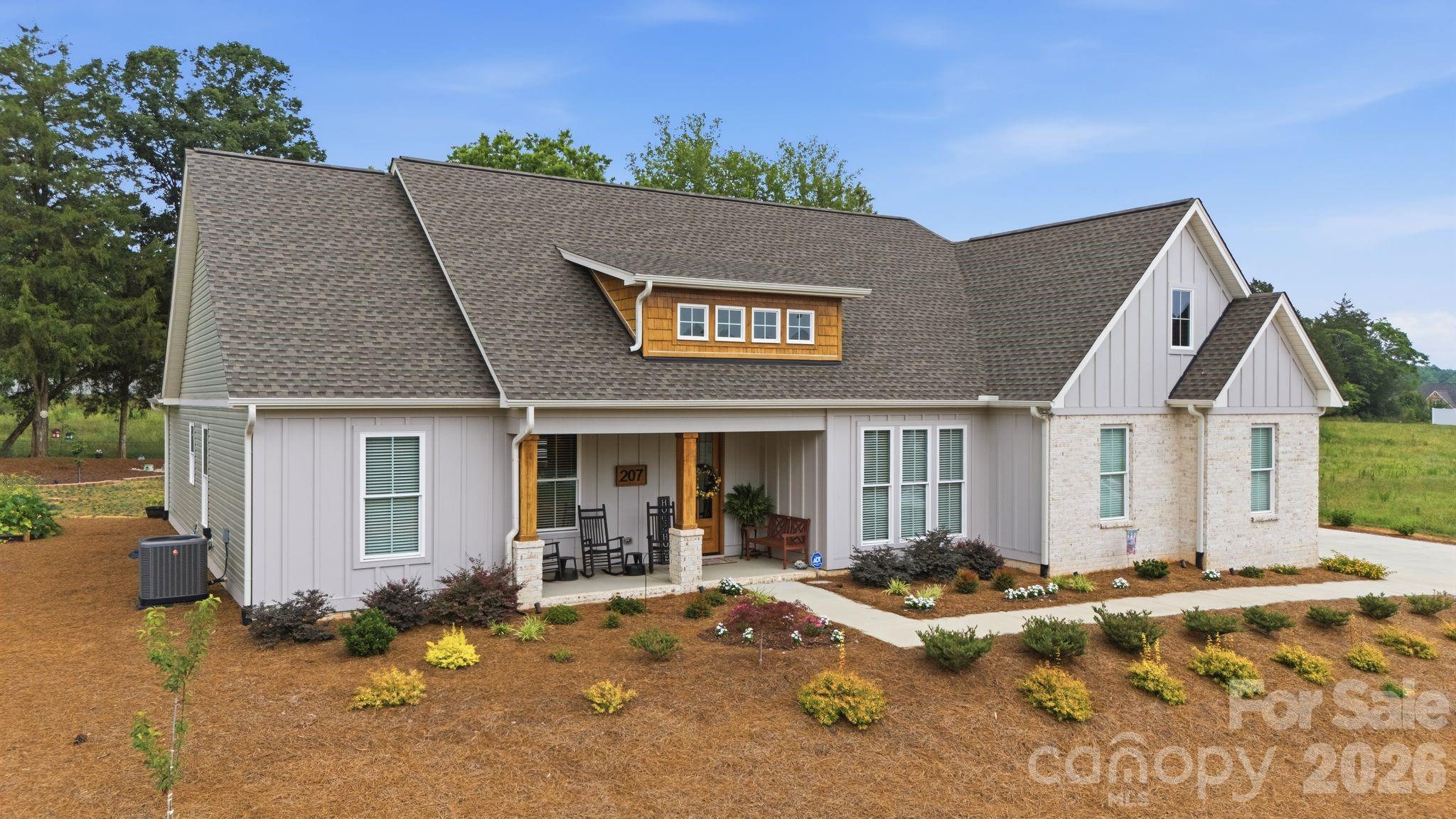 207 Wynnfall Drive — Lexington