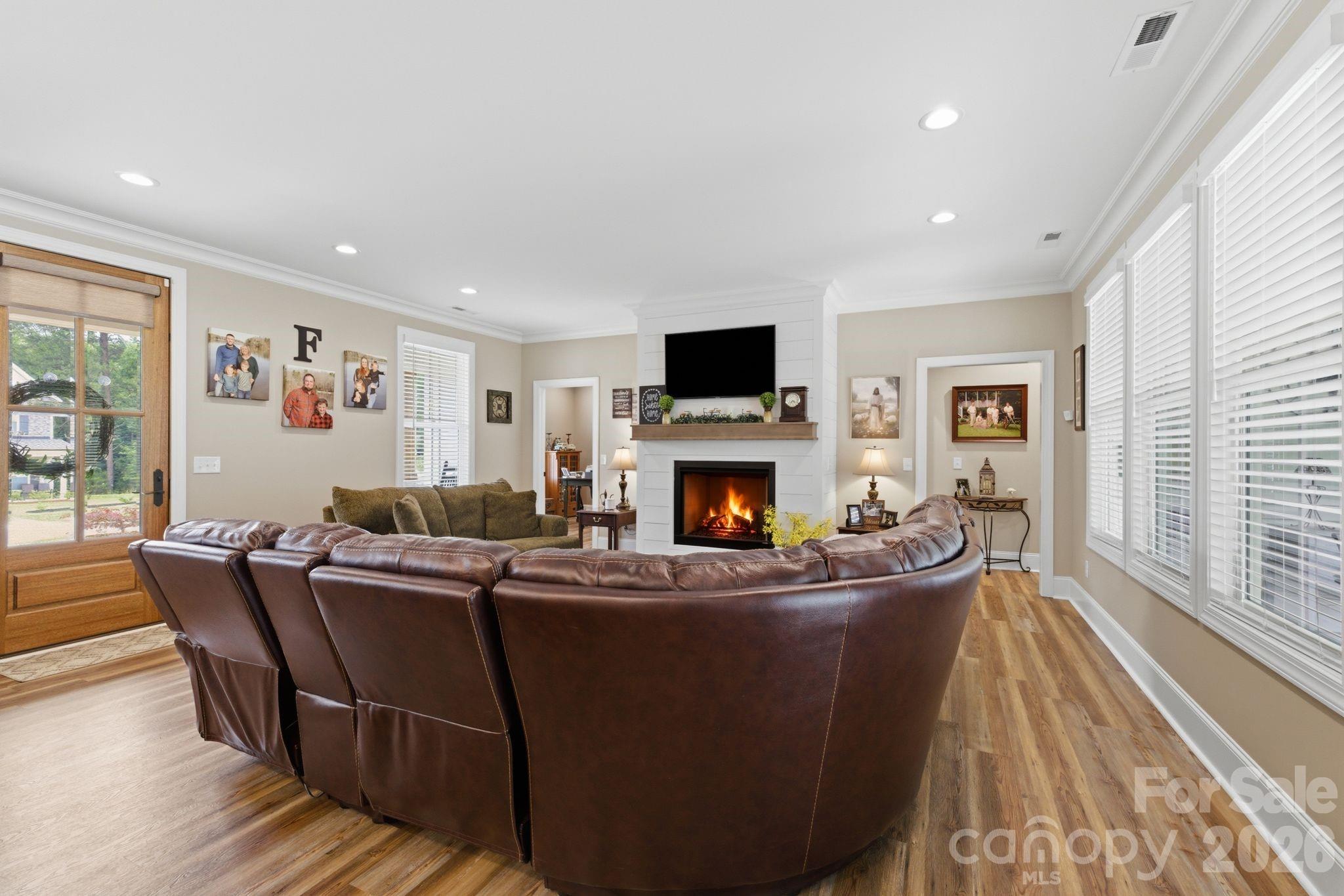 207 Wynnfall Drive — Lexington