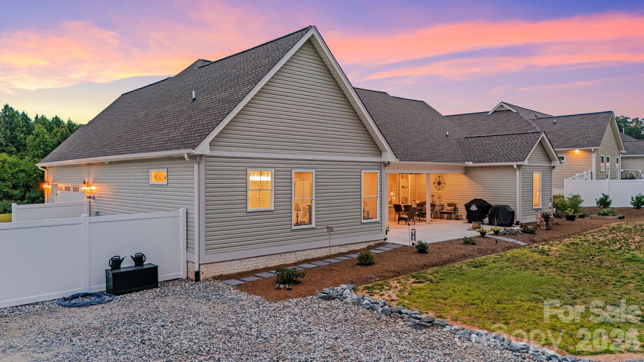 207 Wynnfall Drive — Lexington