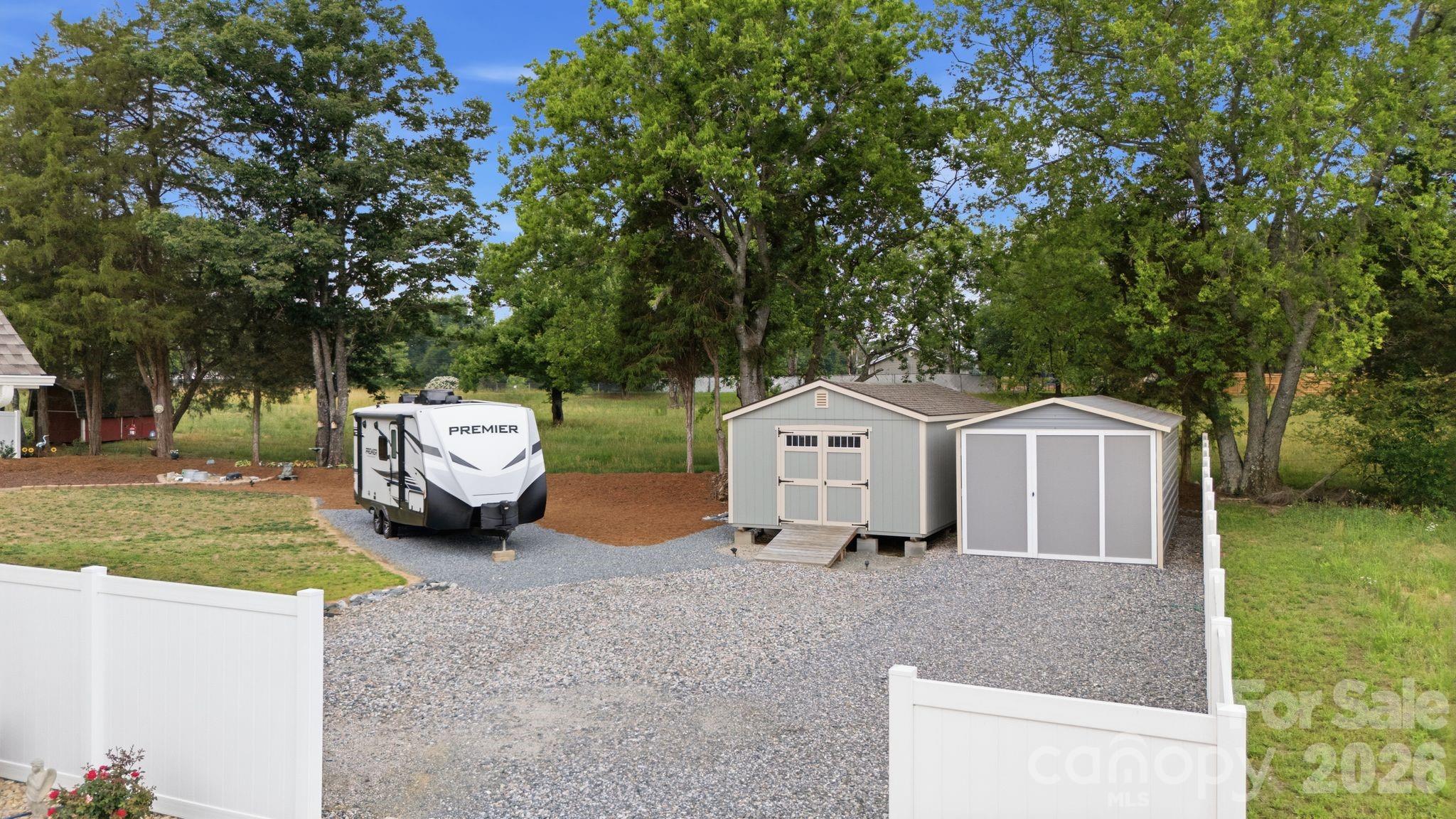 207 Wynnfall Drive — Lexington