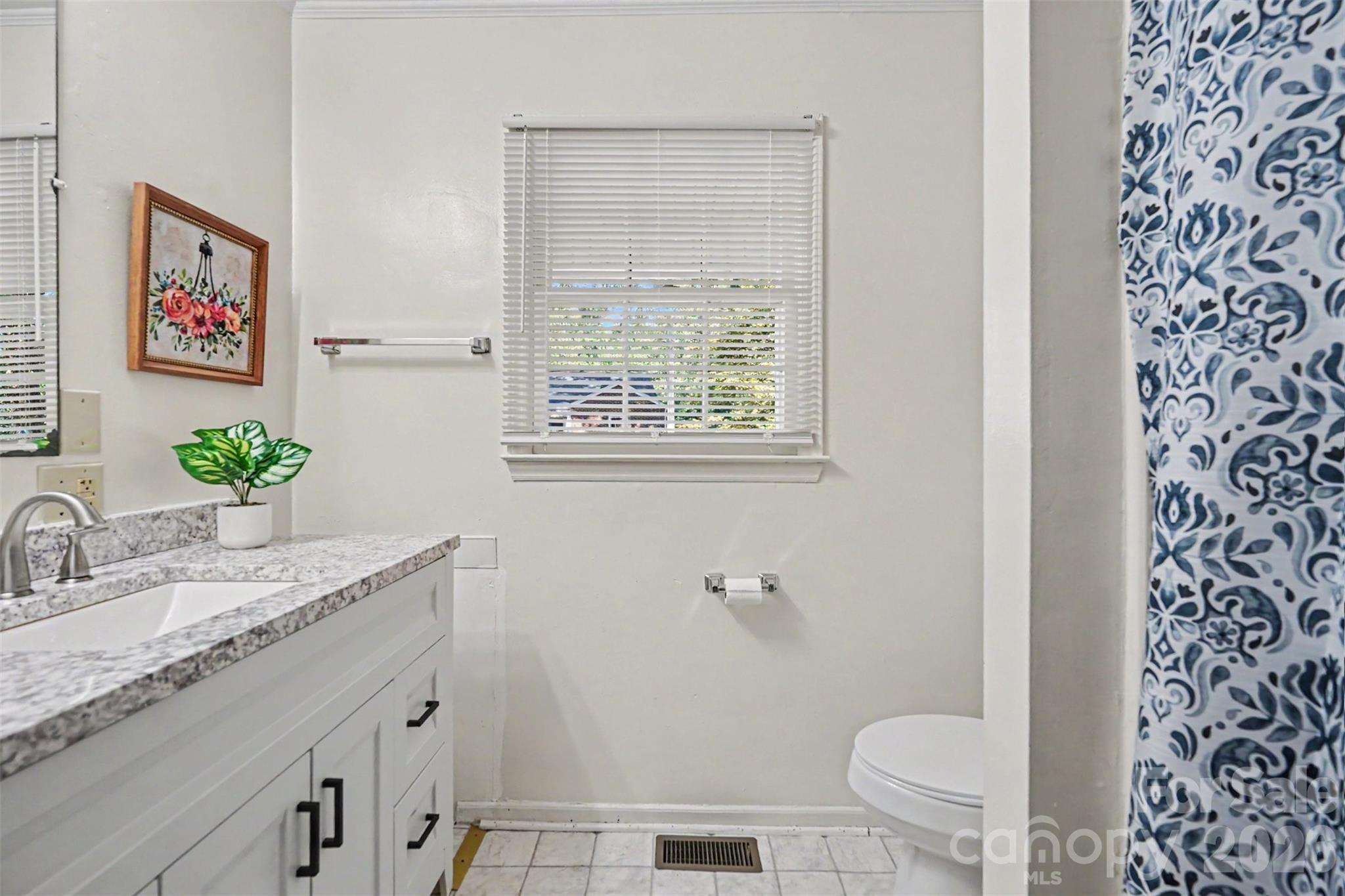 308 N Carpenter Street — Kings Mountain