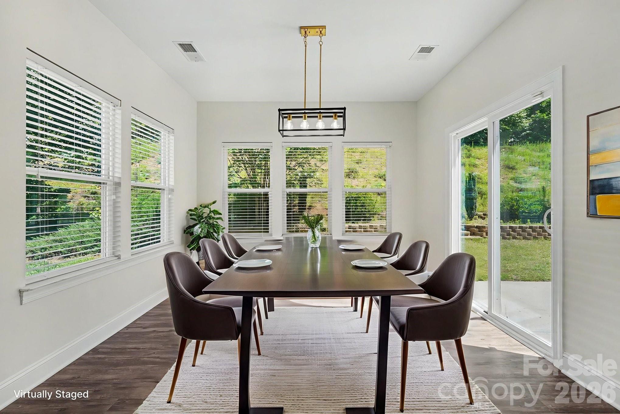 204 Paradise Hills Circle — Mooresville