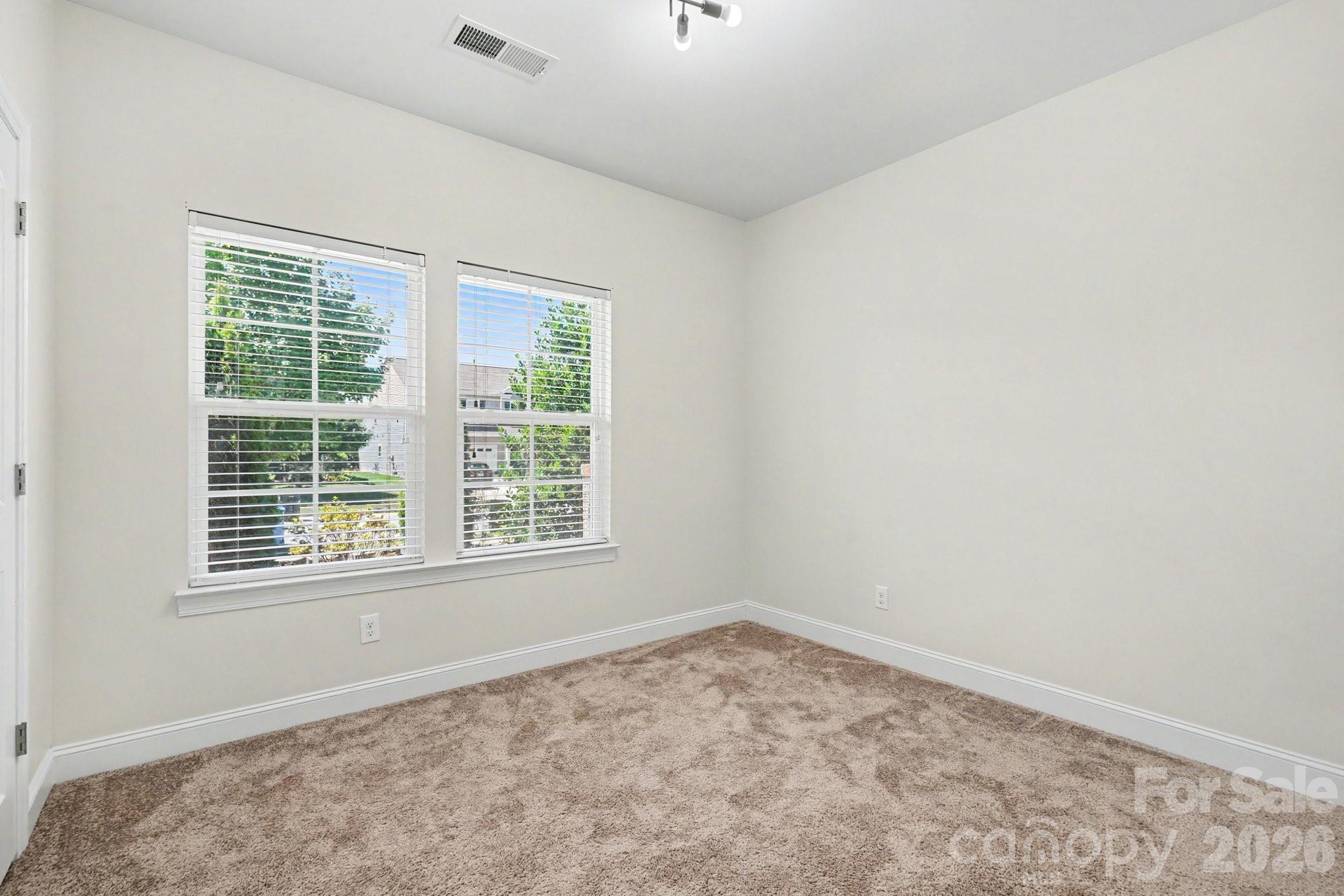 204 Paradise Hills Circle — Mooresville