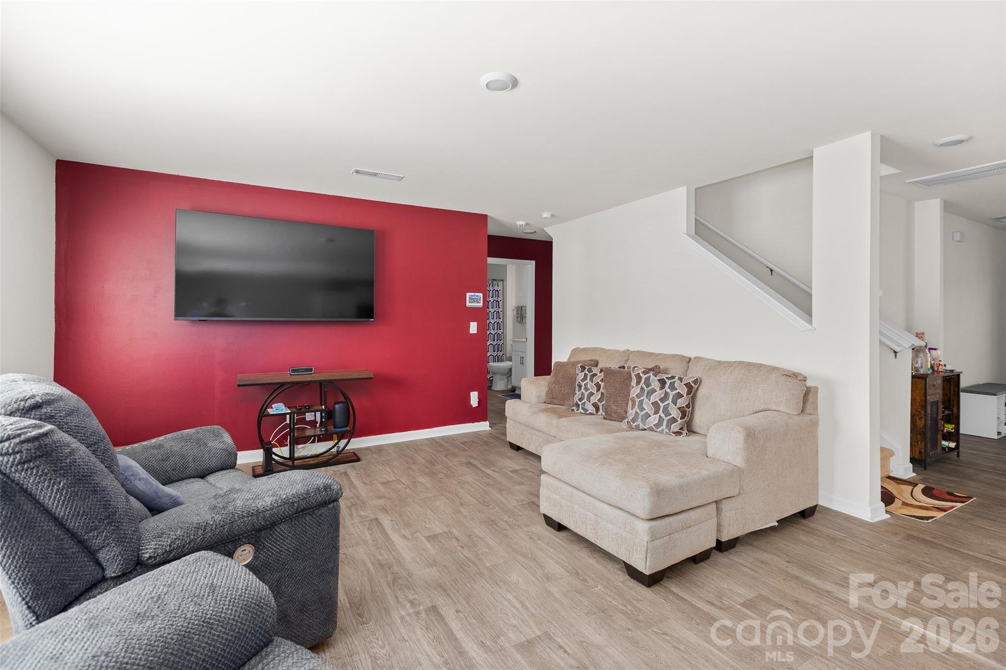 164 Ashfield Lane — Lexington