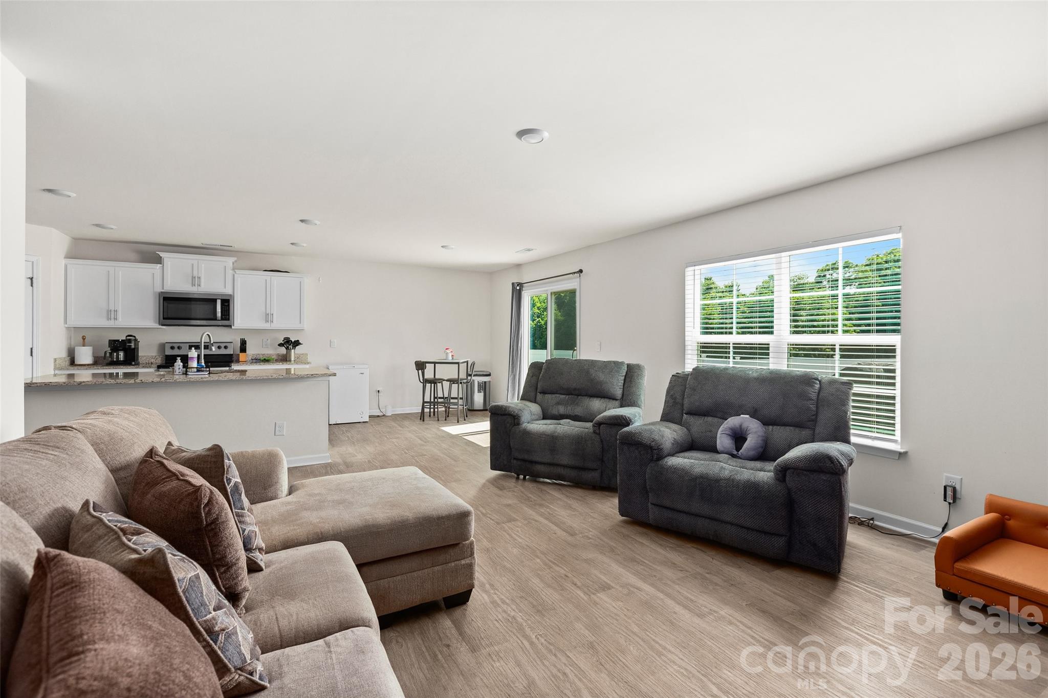 164 Ashfield Lane — Lexington