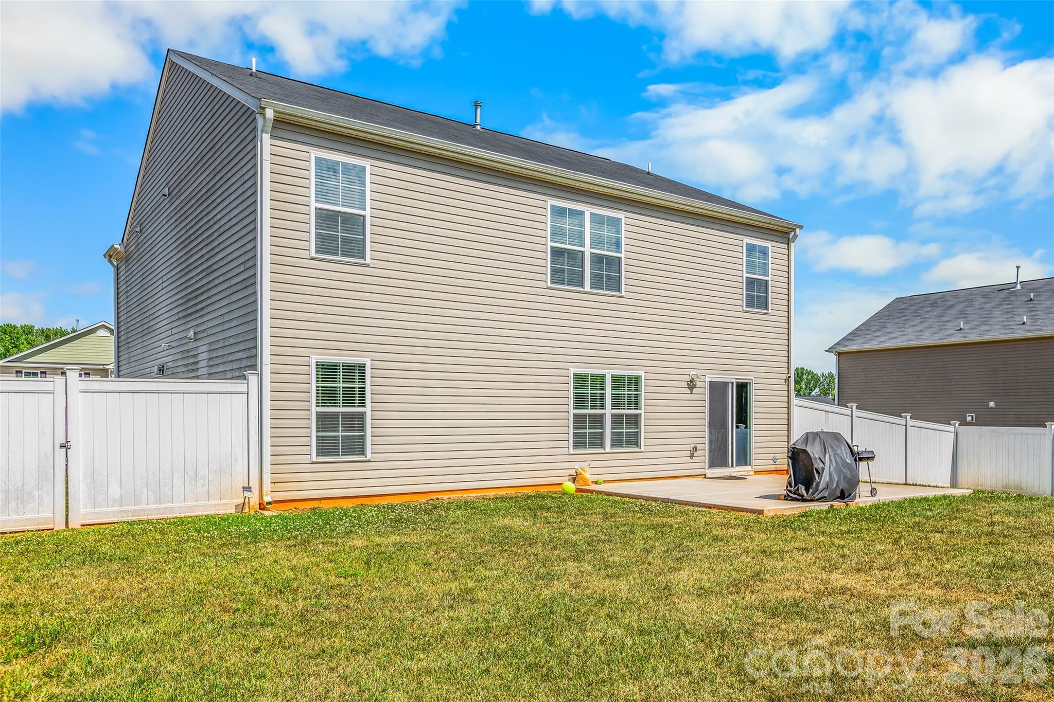 164 Ashfield Lane — Lexington