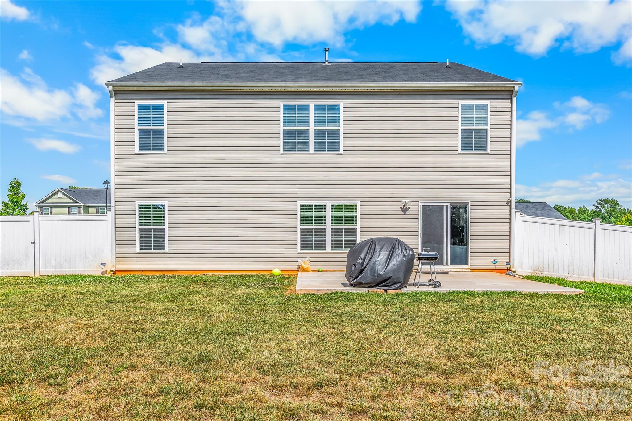 164 Ashfield Lane — Lexington