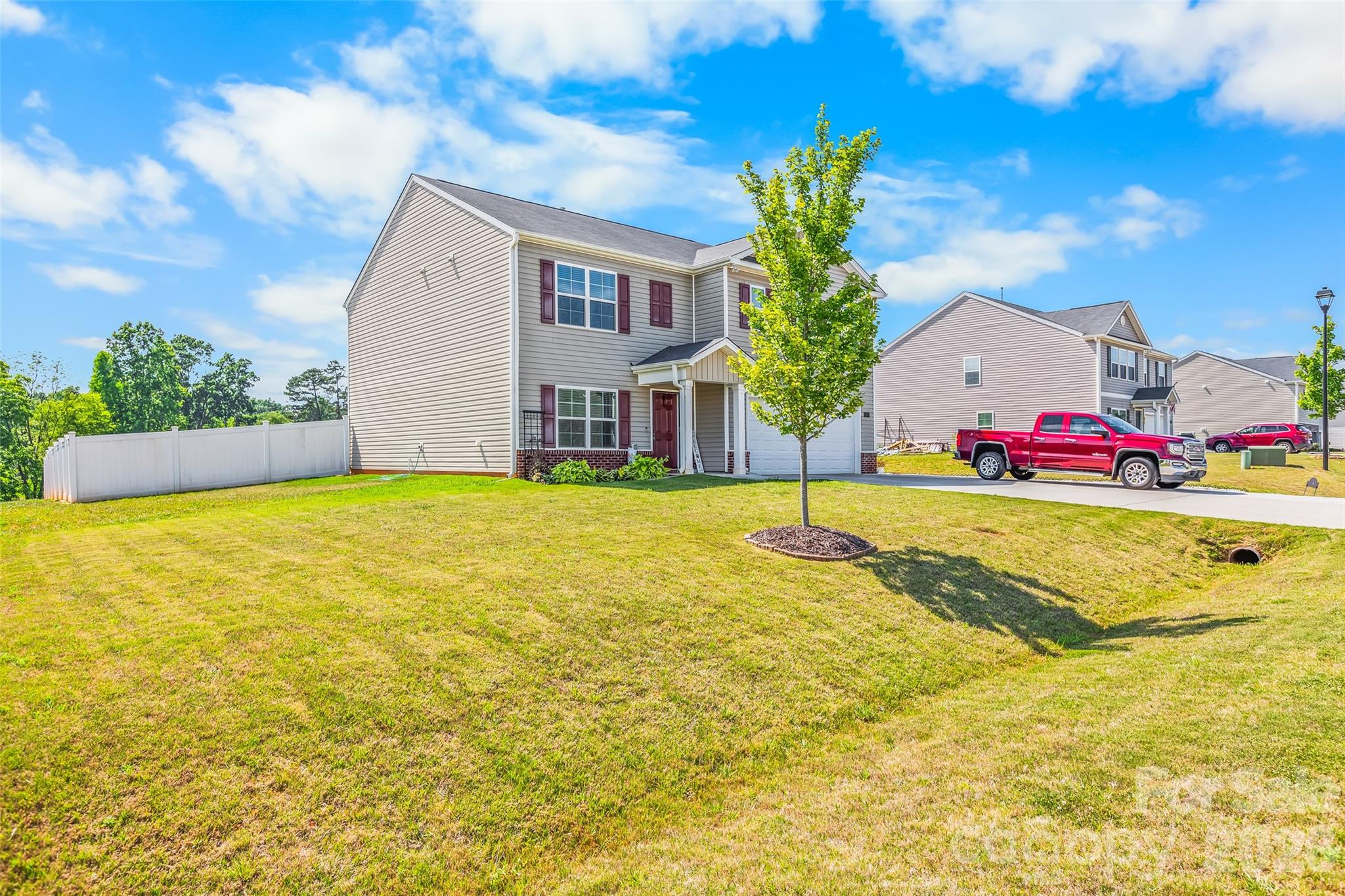 164 Ashfield Lane — Lexington