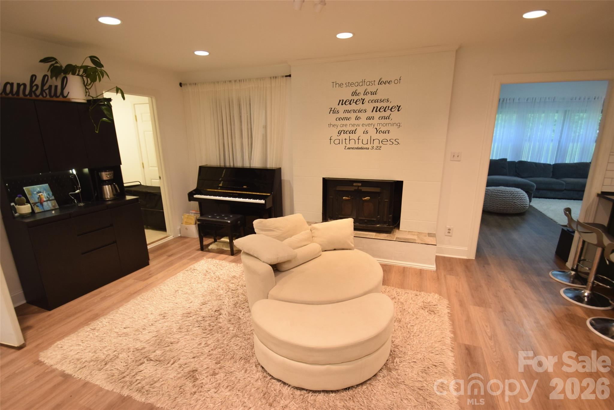 8202 Lawyers Road — Mint Hill