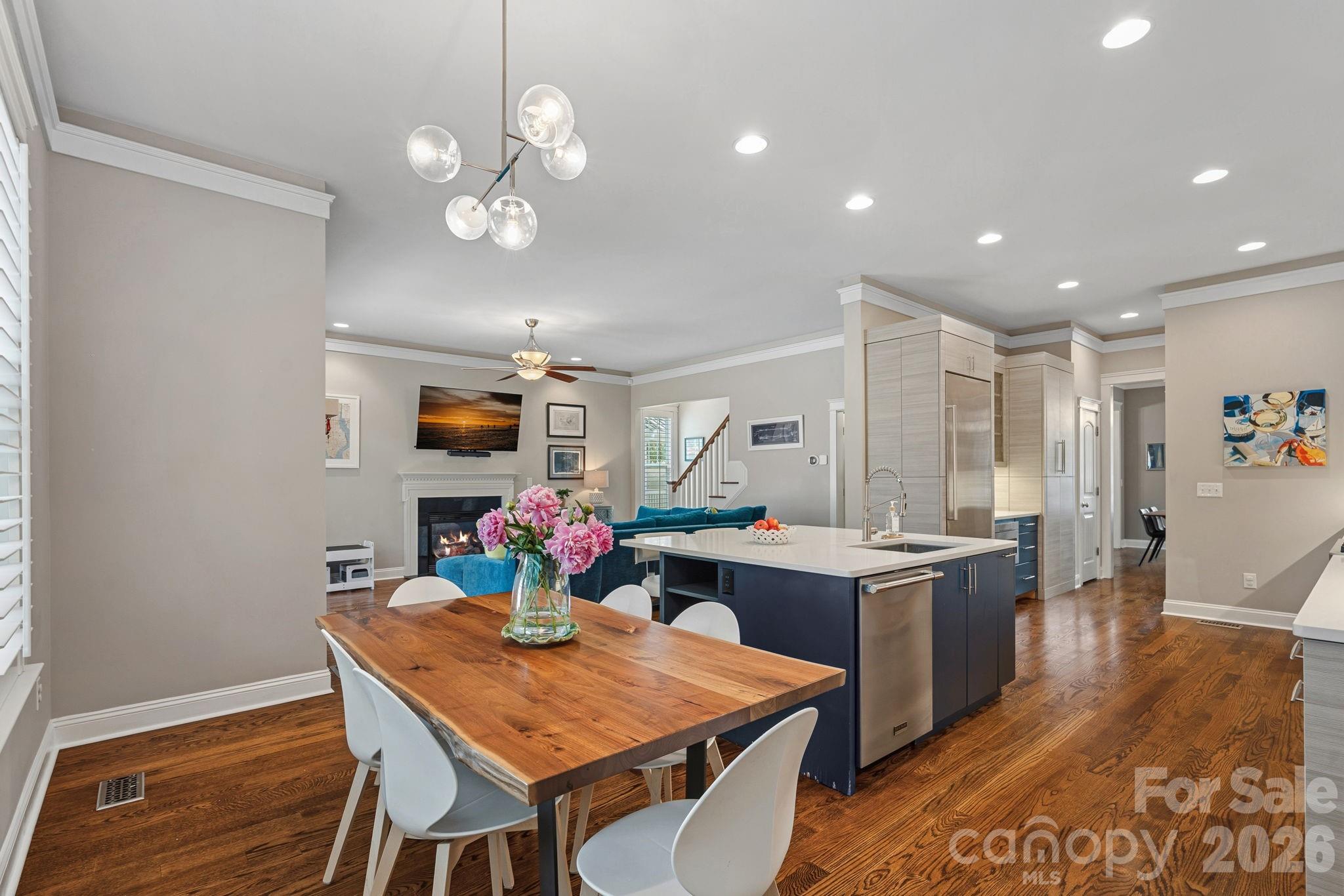 2219 Winthrop Avenue — Charlotte