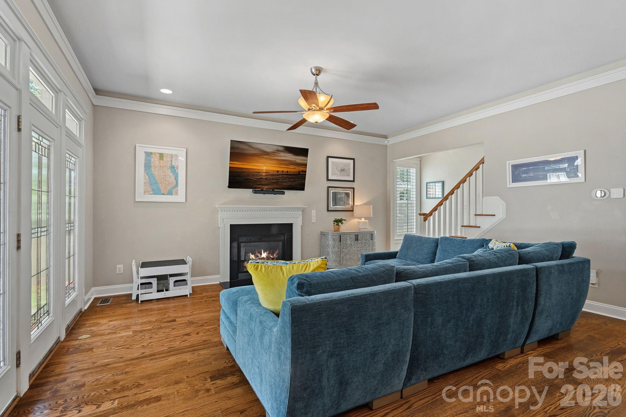 2219 Winthrop Avenue — Charlotte