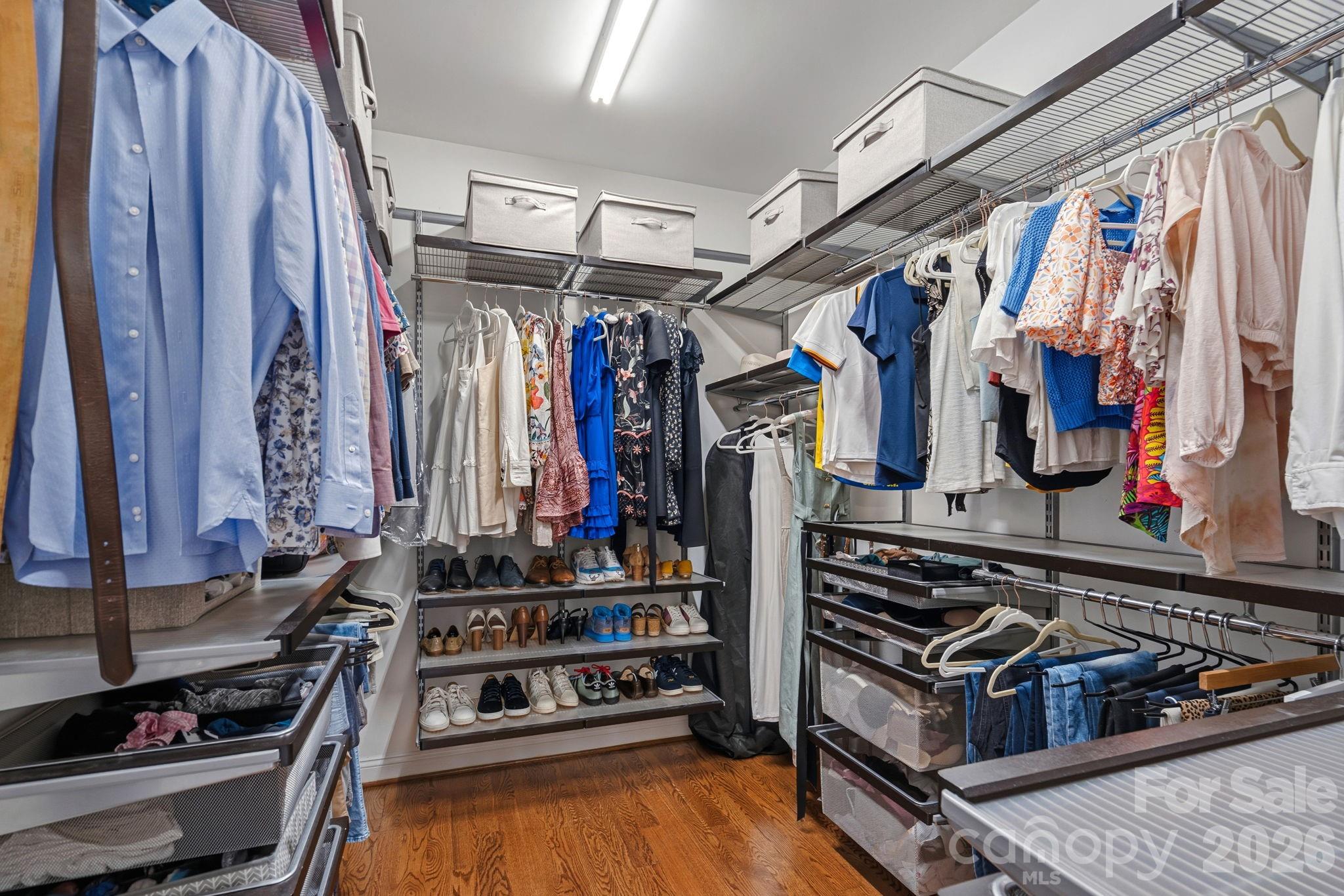 2219 Winthrop Avenue — Charlotte