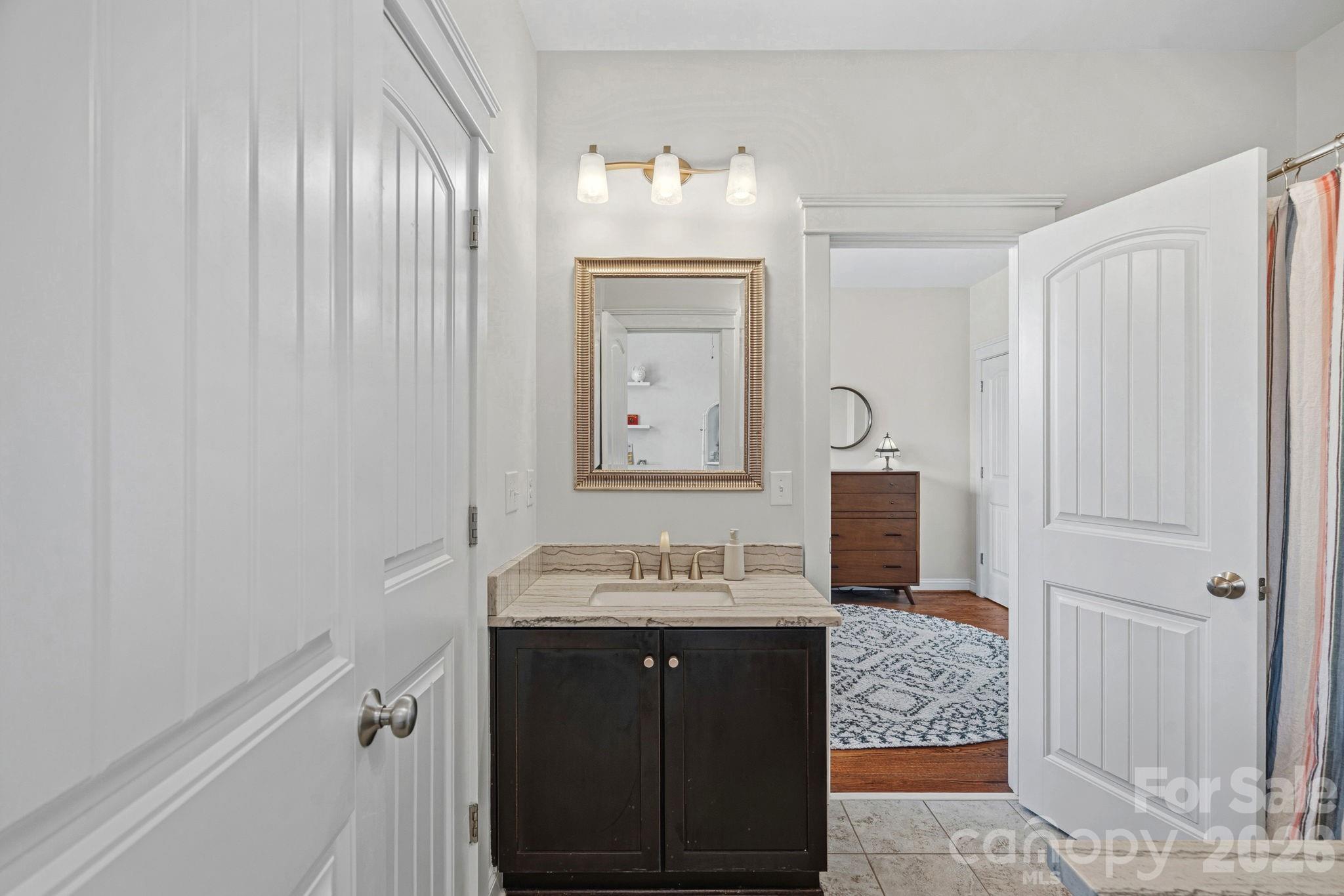 2219 Winthrop Avenue — Charlotte