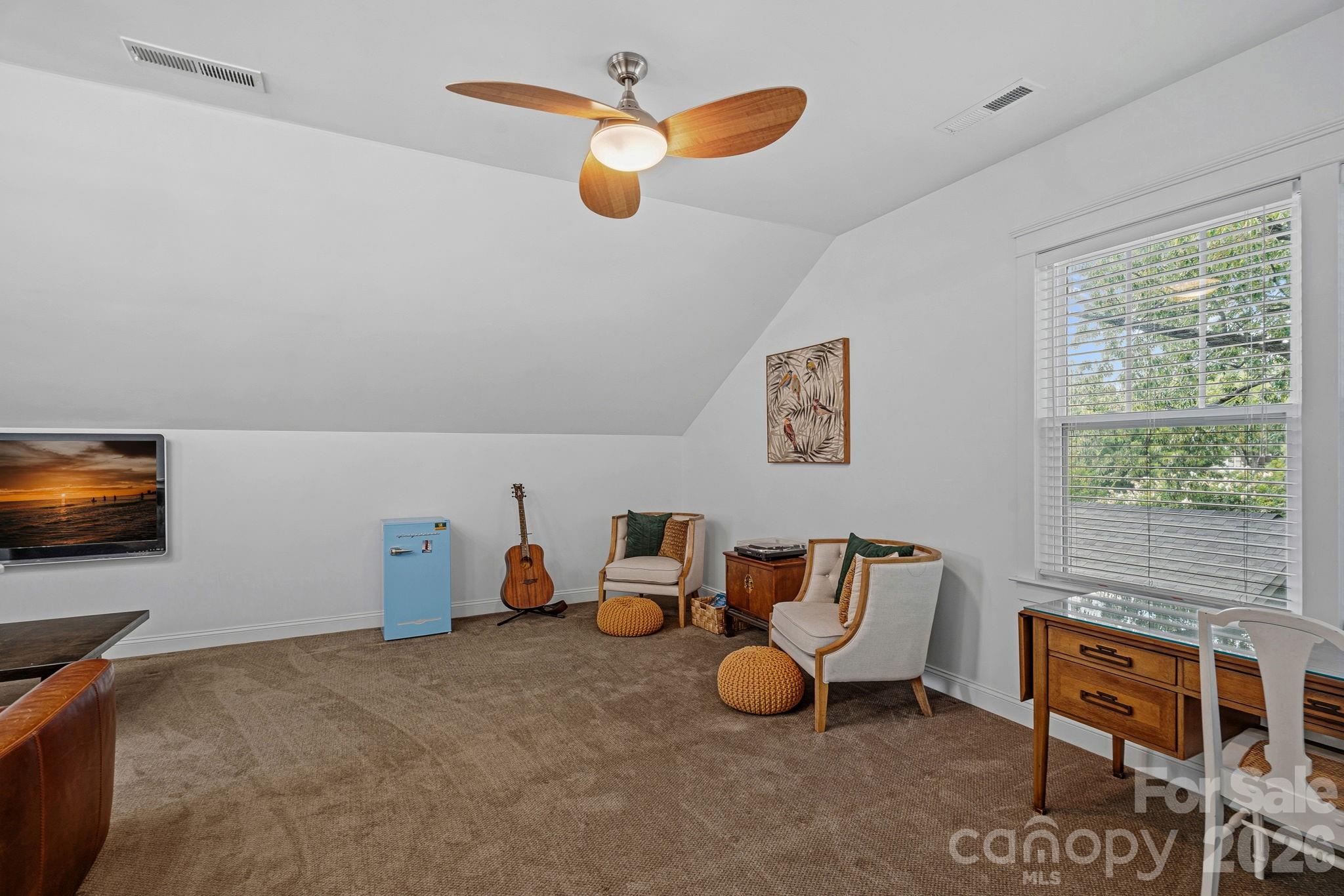 2219 Winthrop Avenue — Charlotte