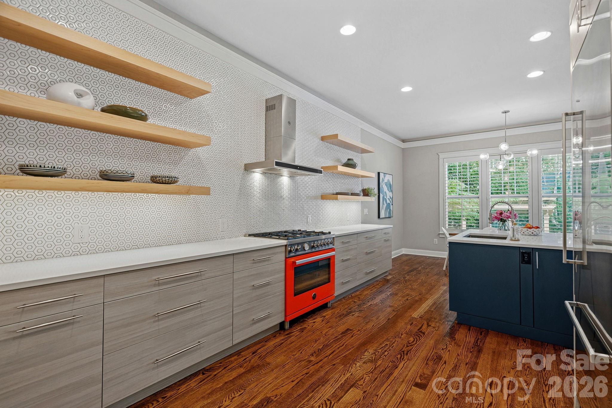 2219 Winthrop Avenue — Charlotte