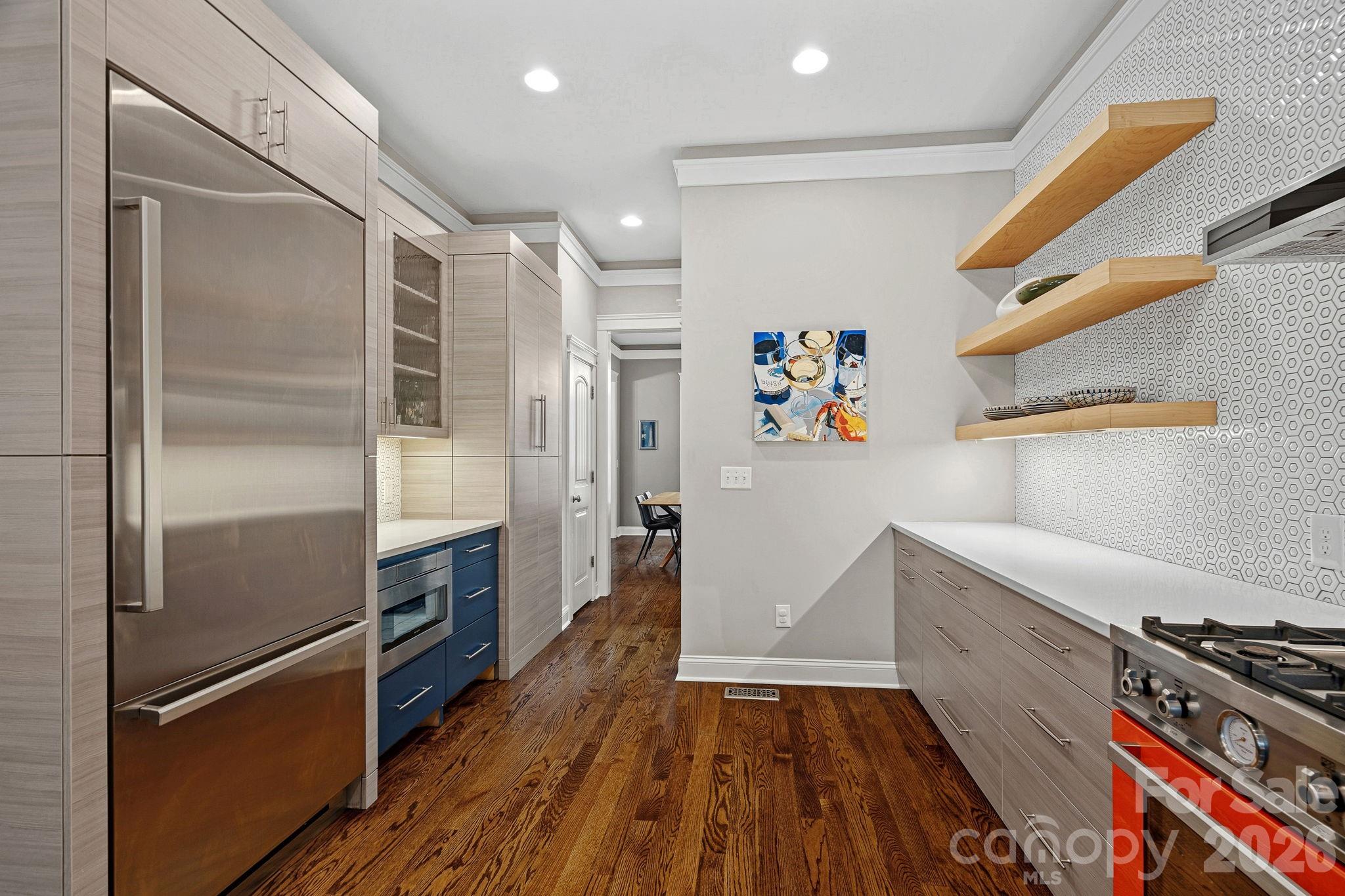 2219 Winthrop Avenue — Charlotte