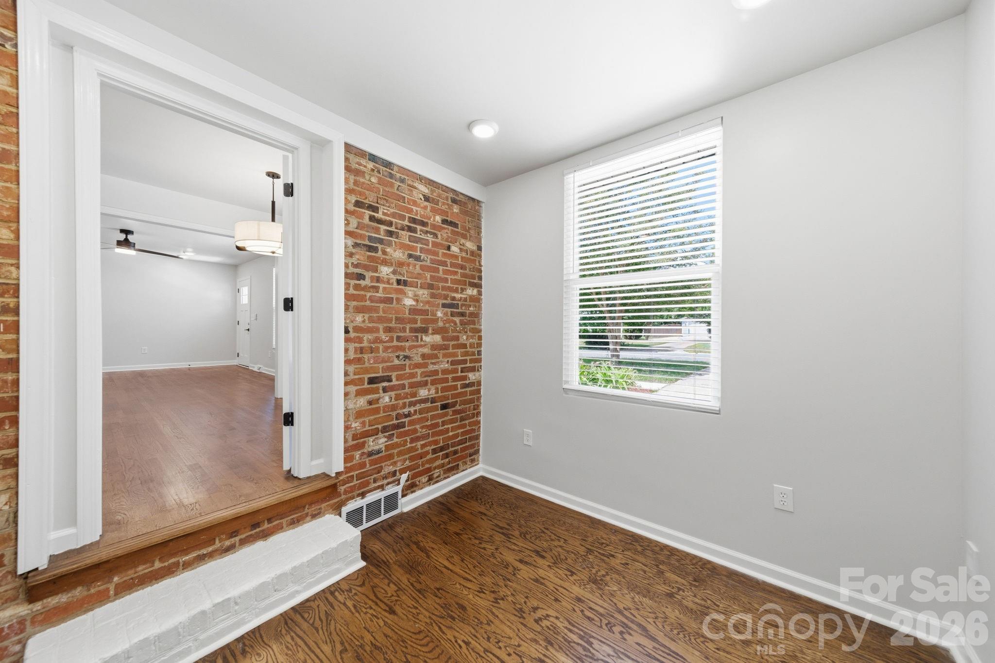 4919 Seacroft Road — Charlotte