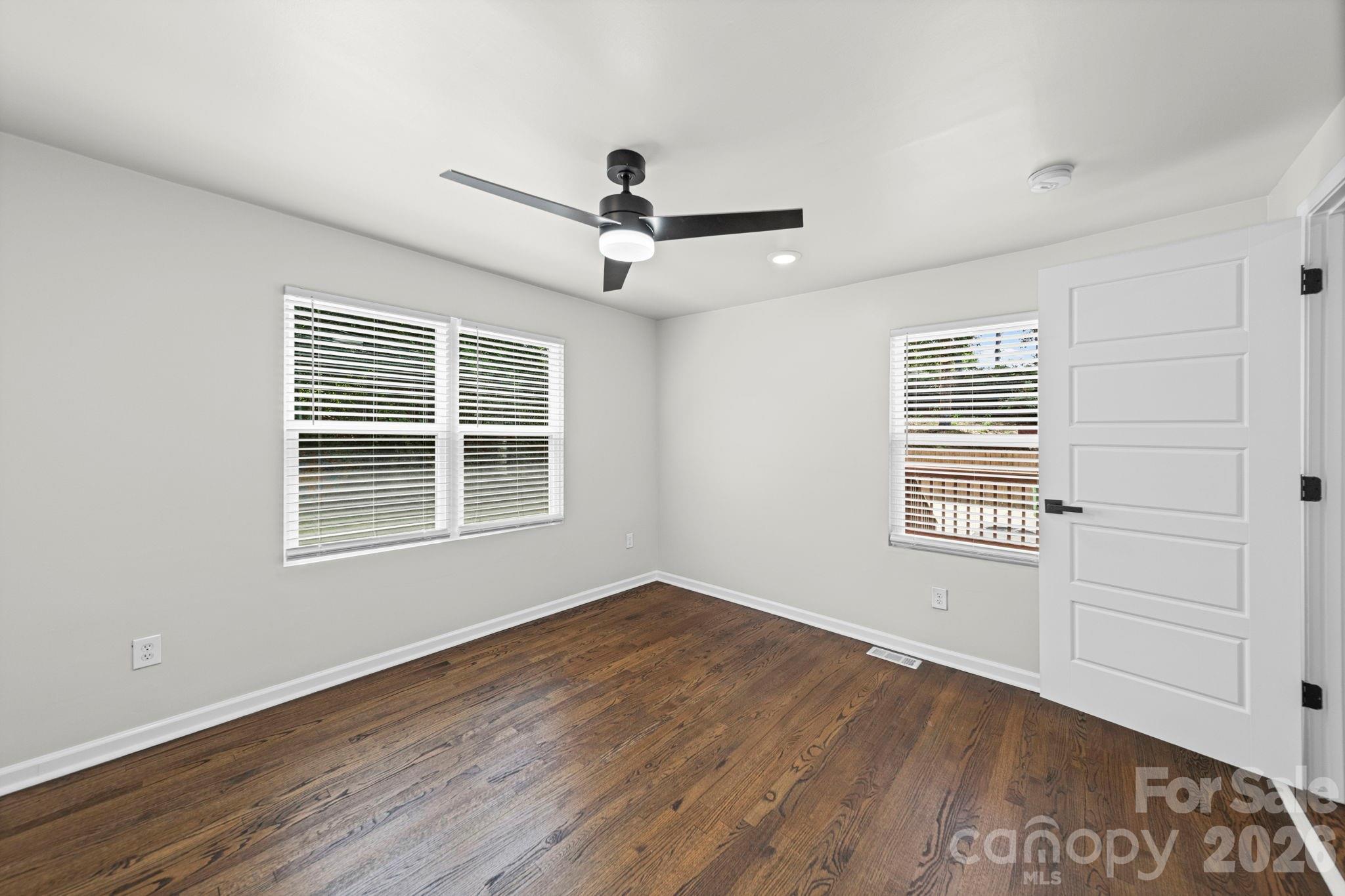 4919 Seacroft Road — Charlotte