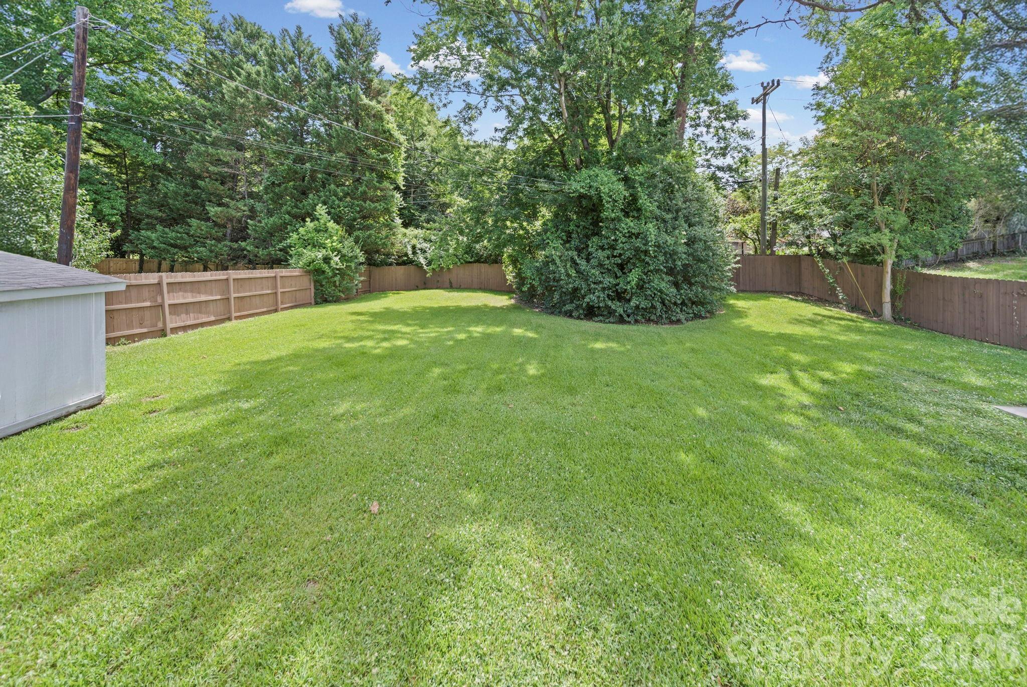 4919 Seacroft Road — Charlotte