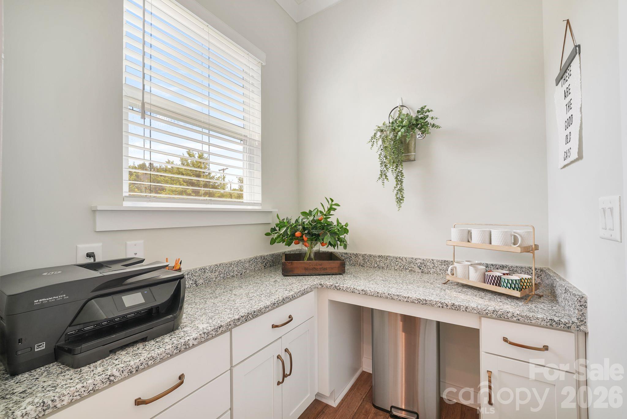 11104 Benjamin Smith Avenue — Huntersville