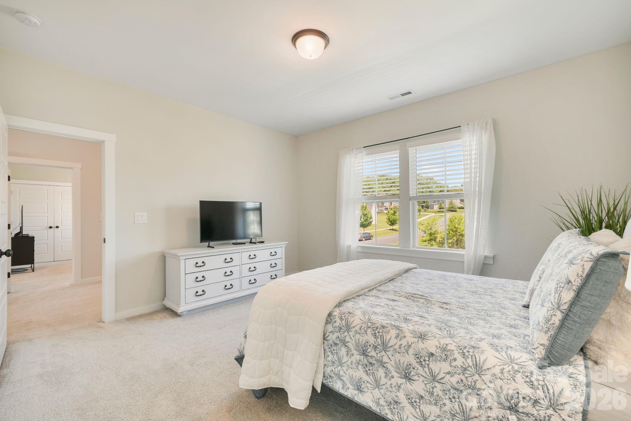11104 Benjamin Smith Avenue — Huntersville