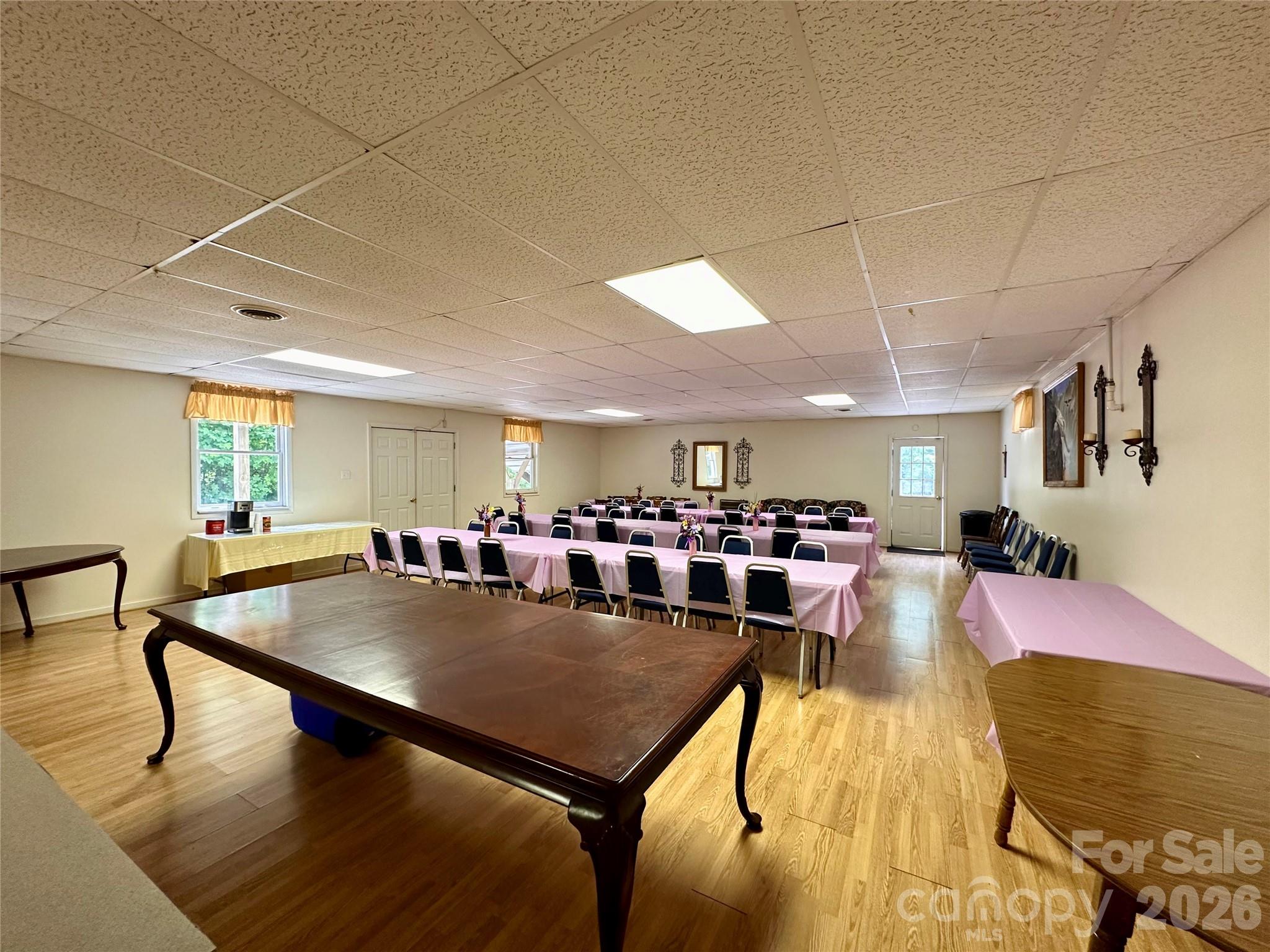 422 US Highway 19E Highway — Spruce Pine