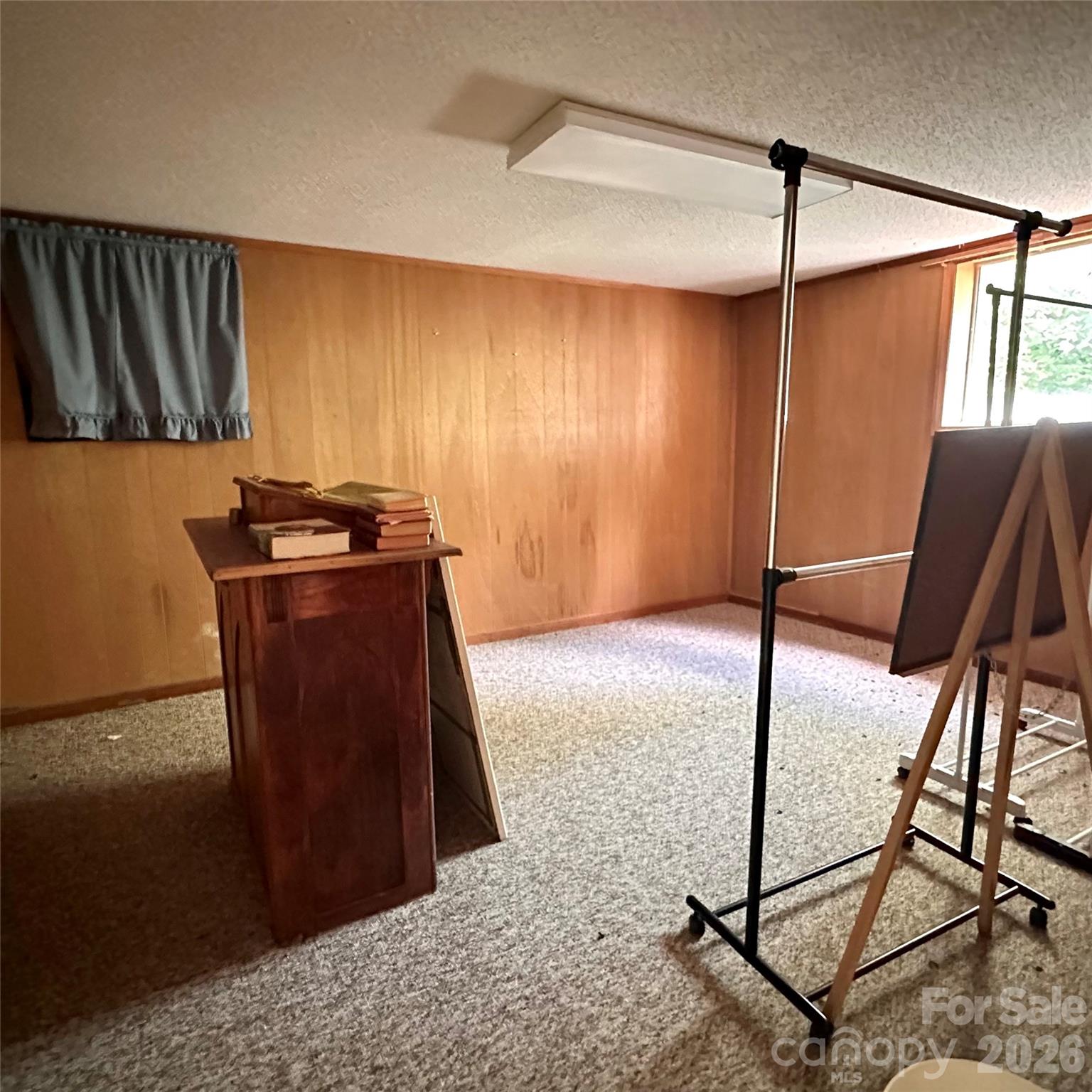 422 US Highway 19E Highway — Spruce Pine