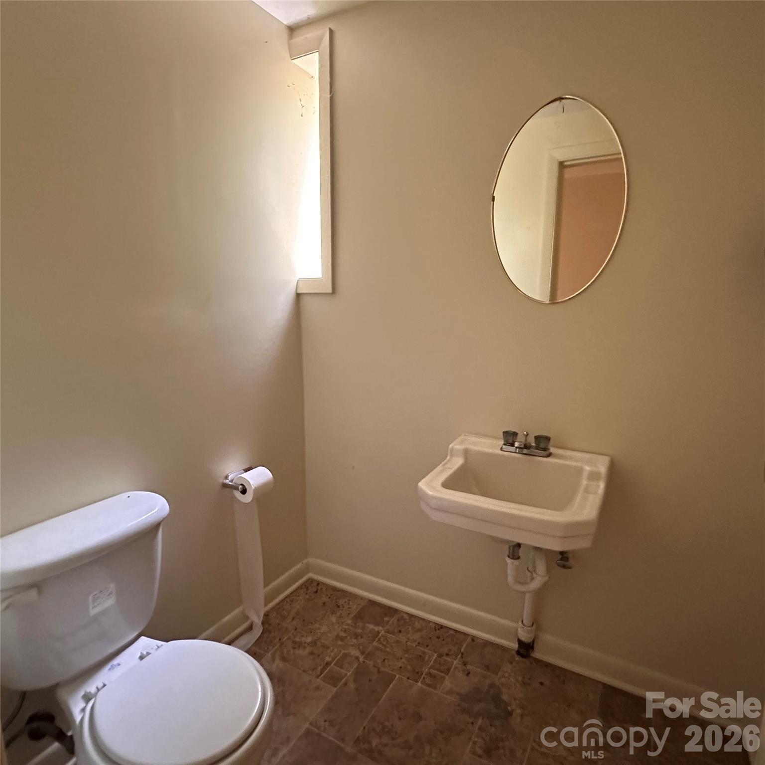 422 US Highway 19E Highway — Spruce Pine