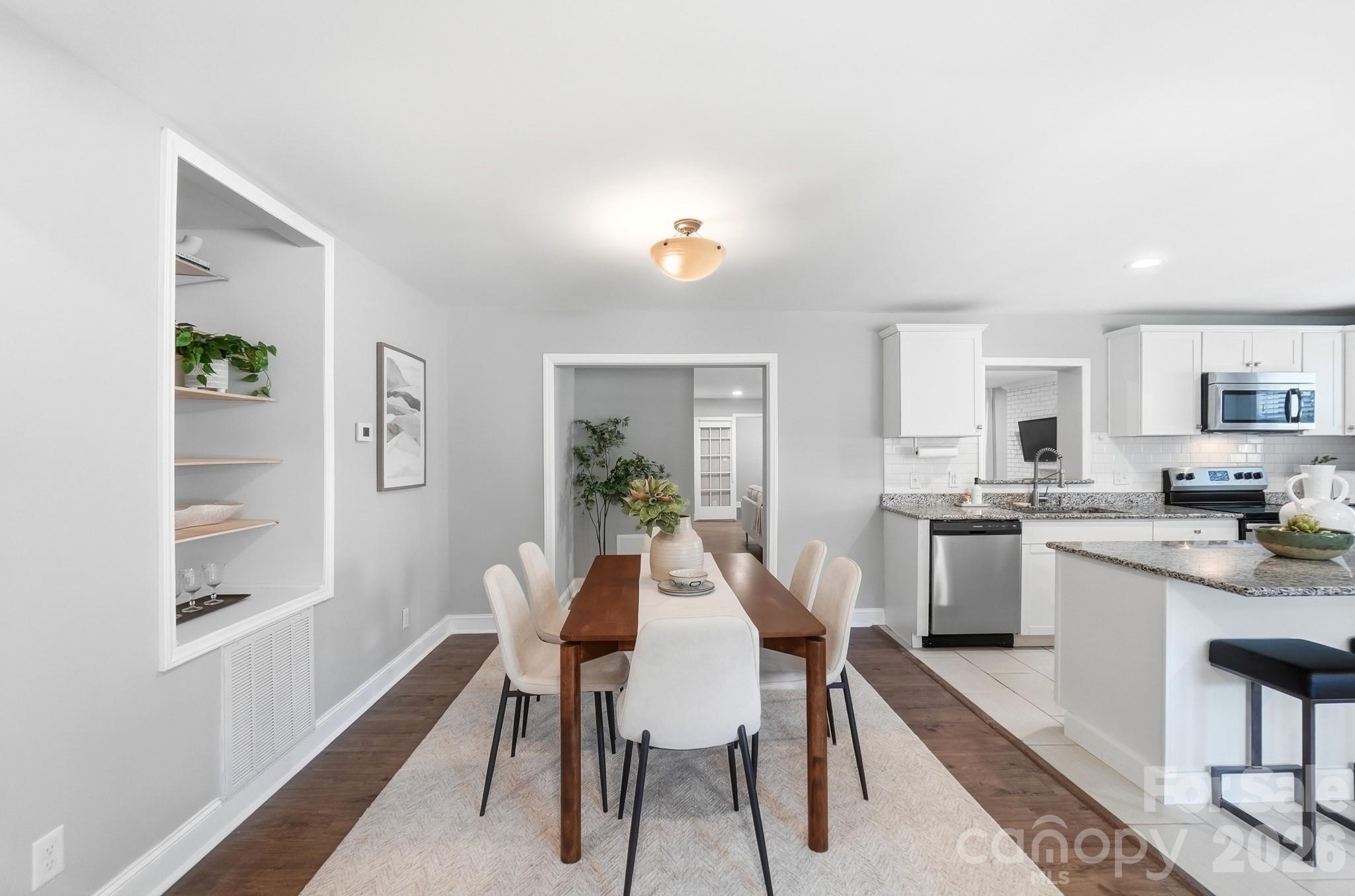 1816 Northcliff Drive — Charlotte
