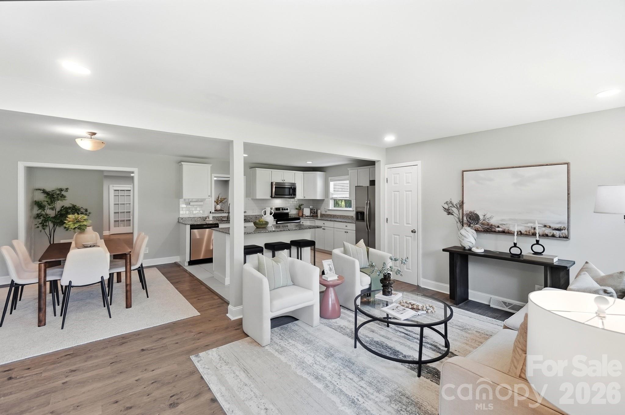 1816 Northcliff Drive — Charlotte