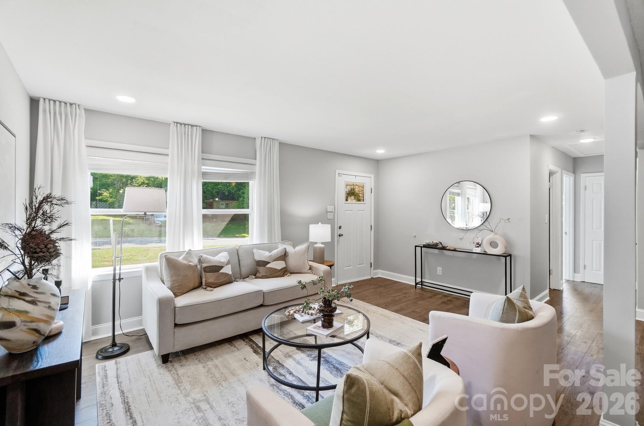 1816 Northcliff Drive — Charlotte