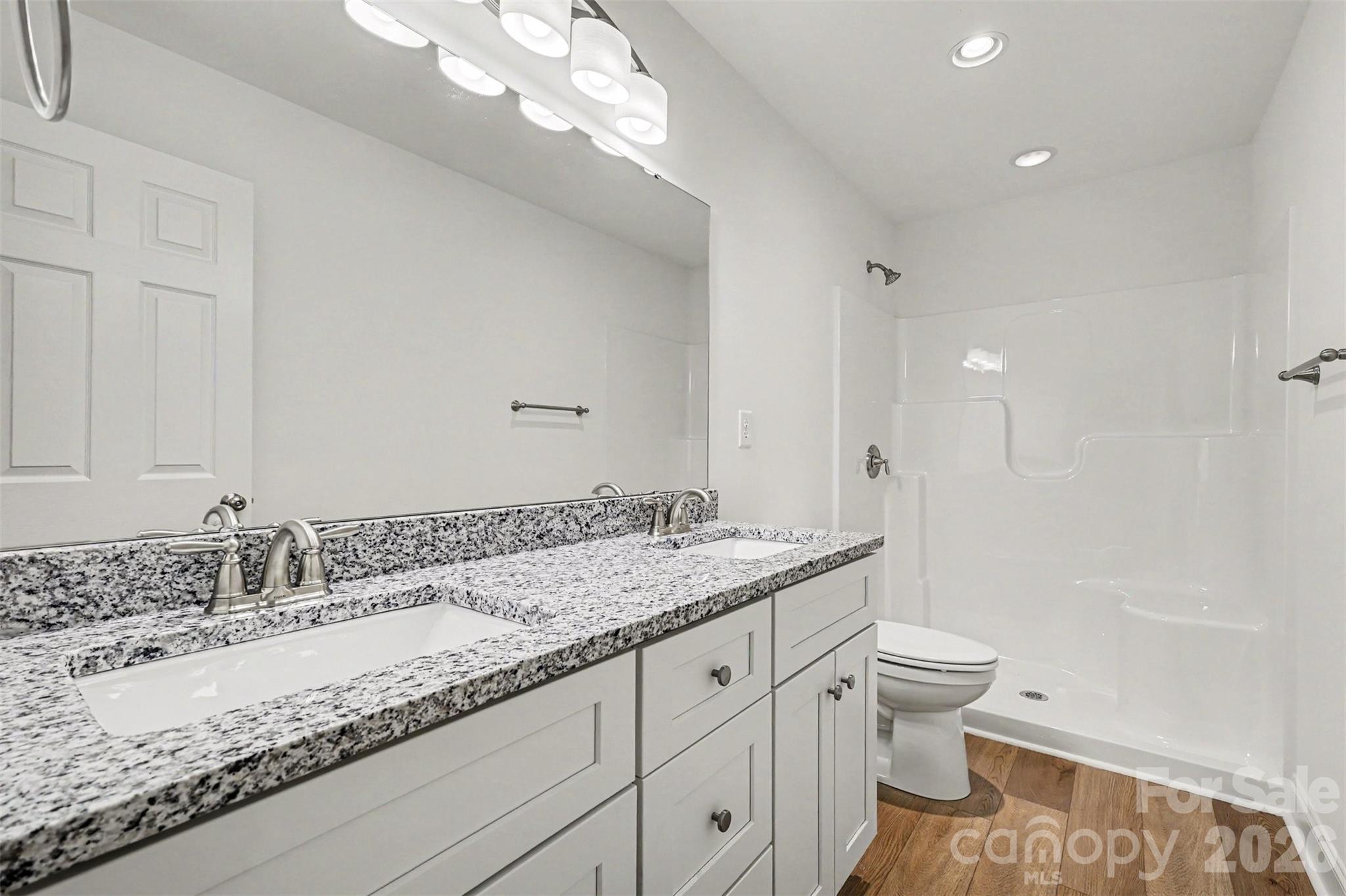 3299 Old Seine Road — Smyrna