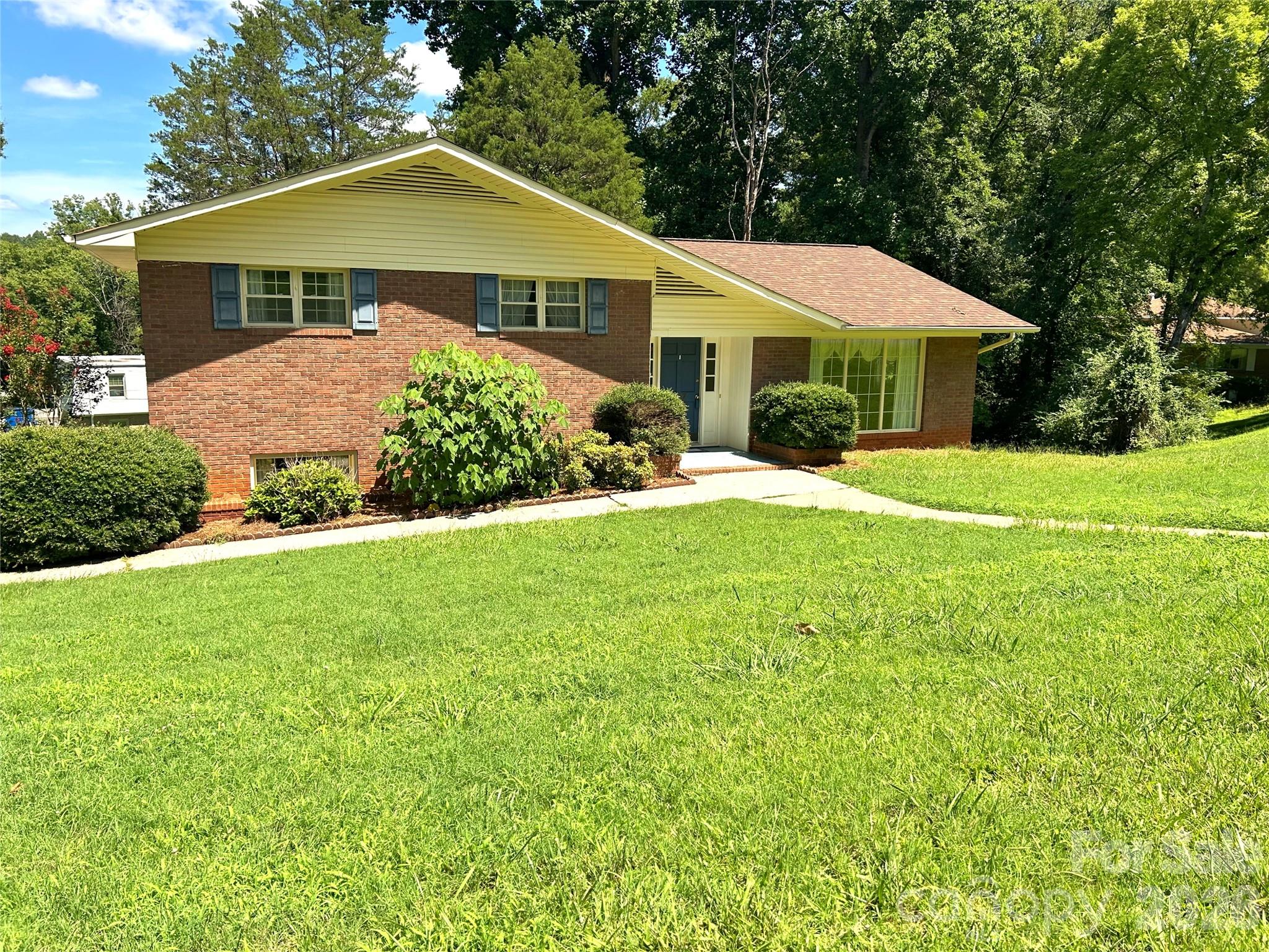 347 Hatley Circle NE — Concord