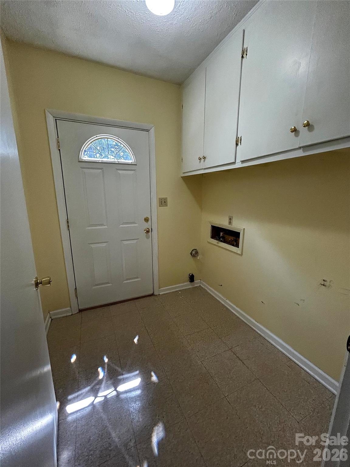 347 Hatley Circle NE — Concord