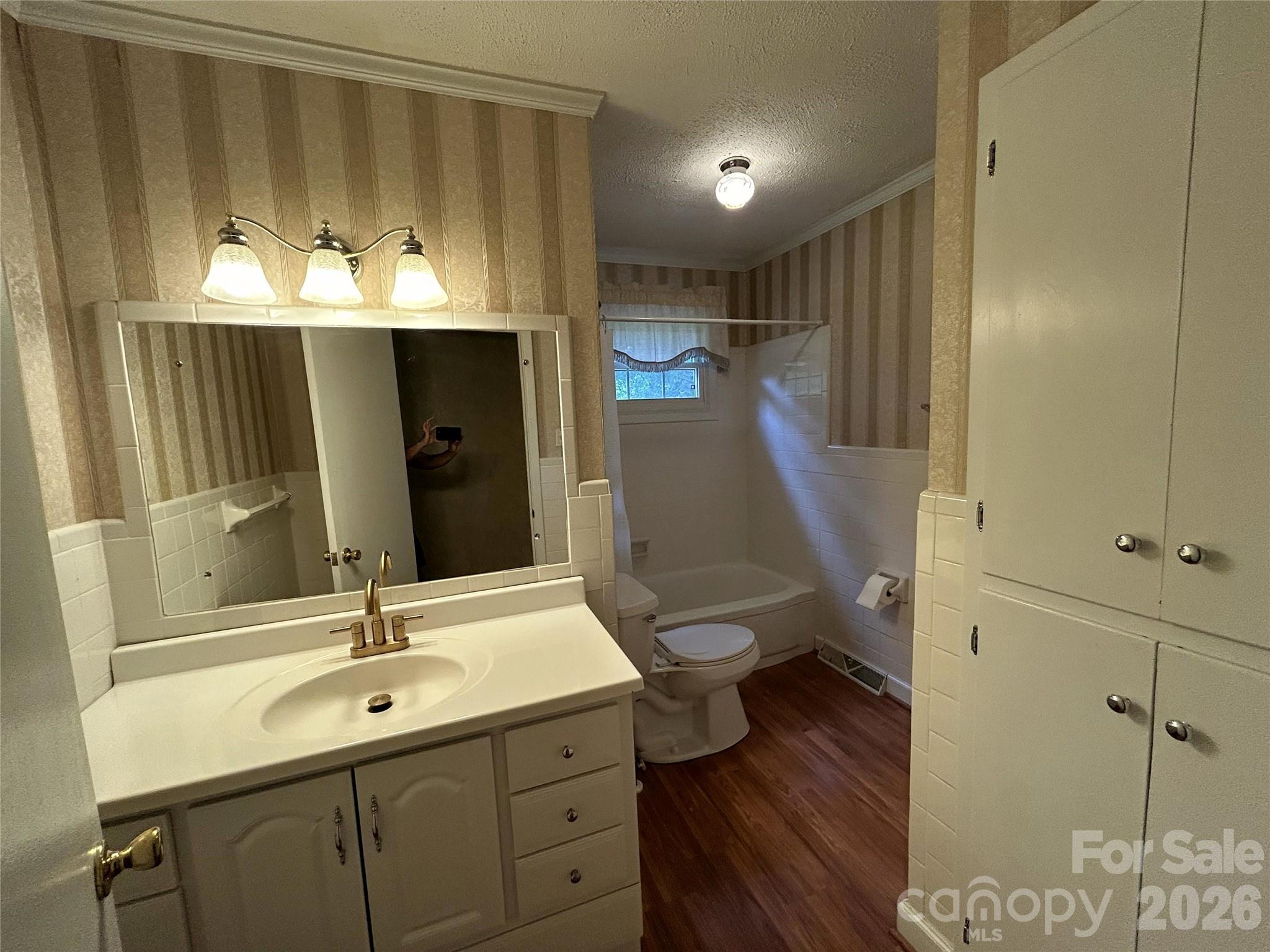 347 Hatley Circle NE — Concord
