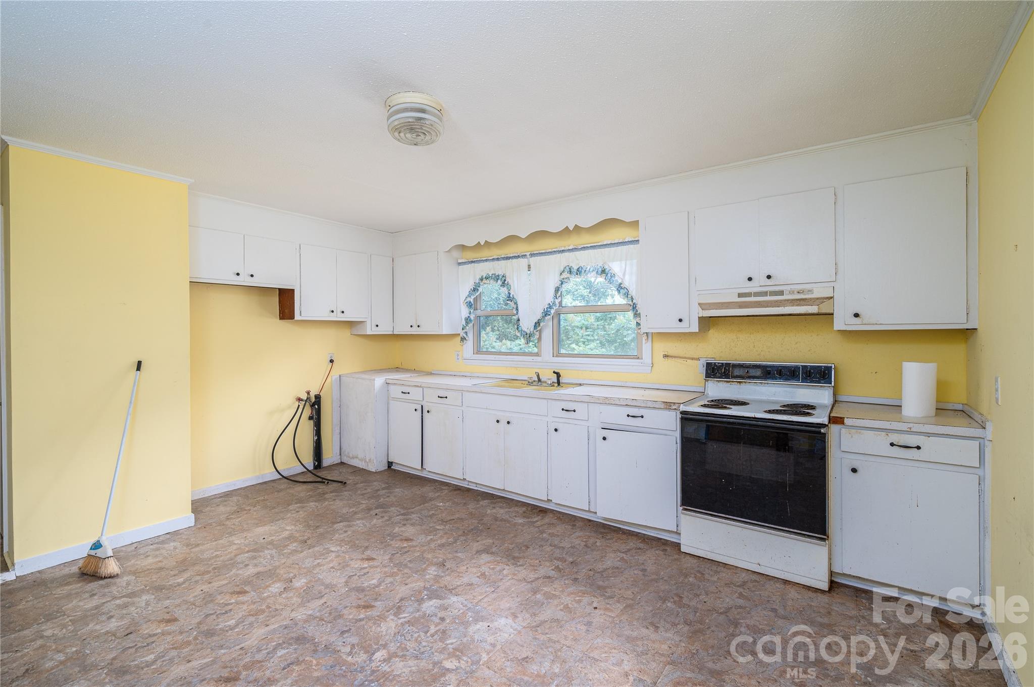 455 Huffman Road — Blacksburg