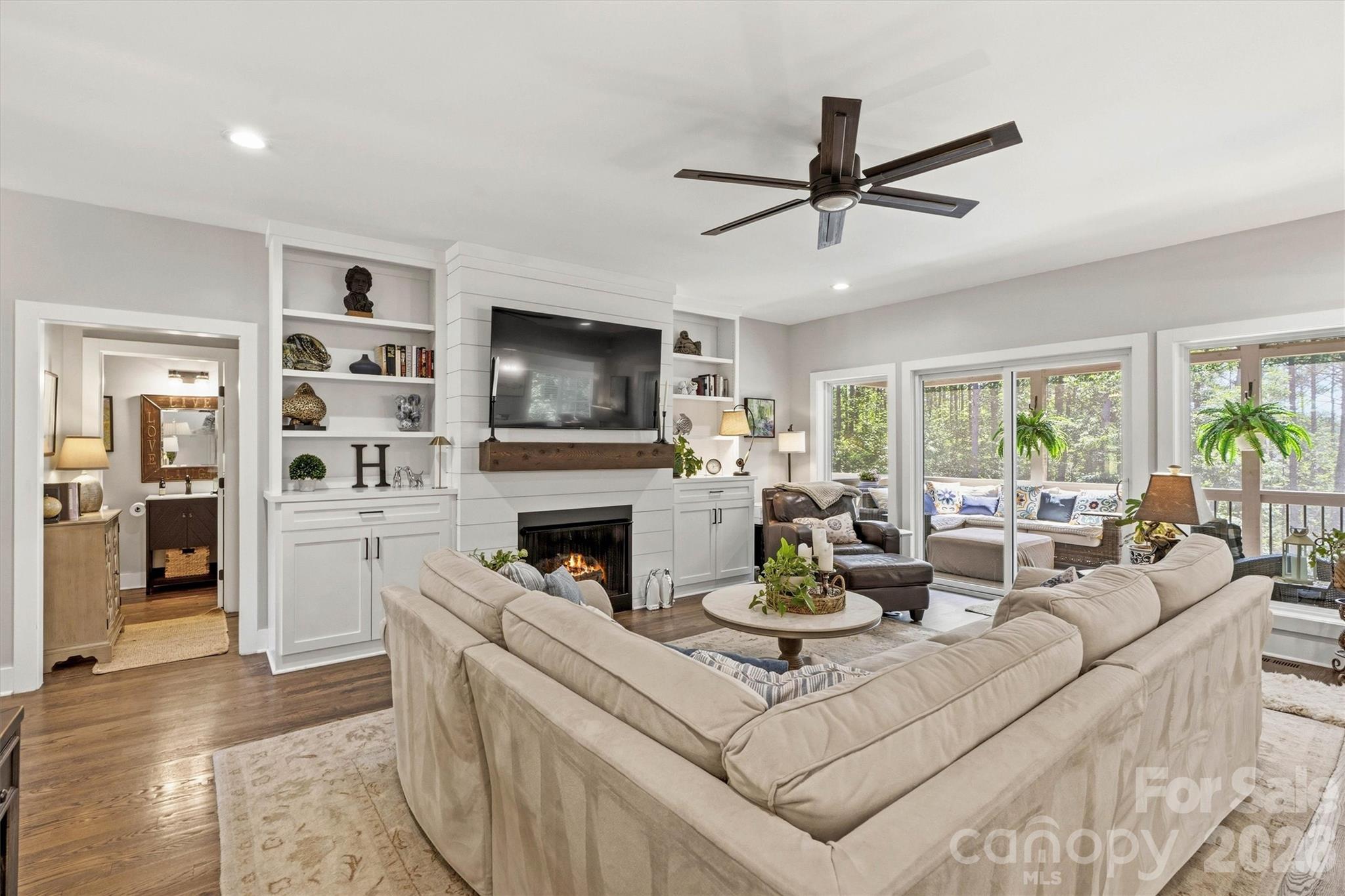 4975 Harbor View Drive W — Granite Falls