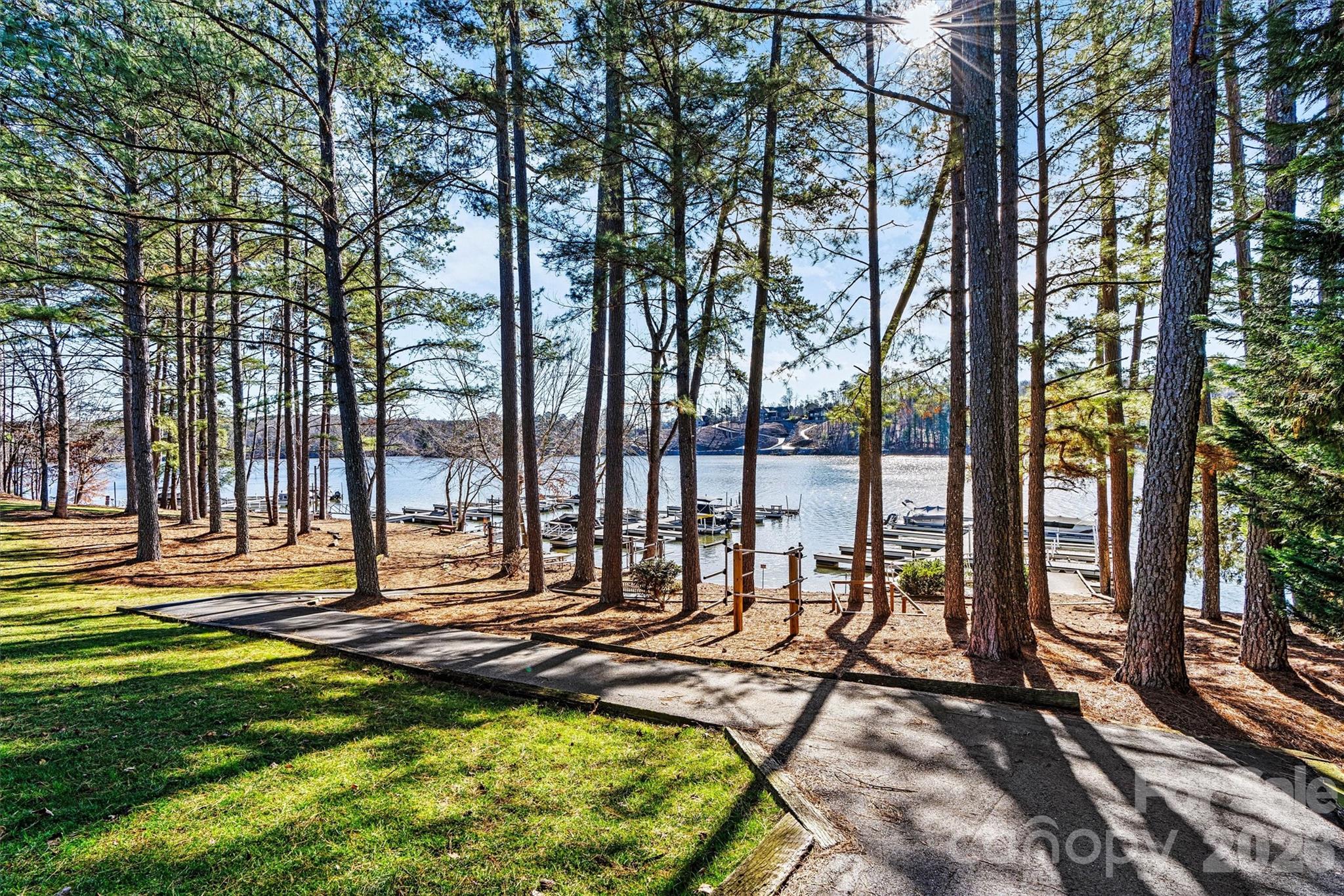 4975 Harbor View Drive W — Granite Falls