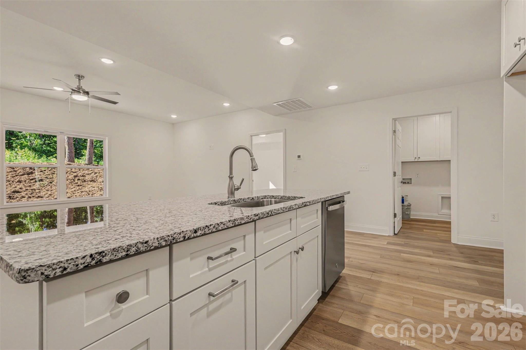 160 Parris Road — Blacksburg