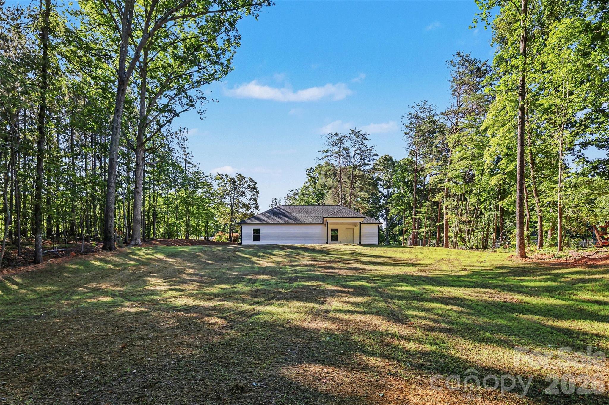 160 Parris Road — Blacksburg