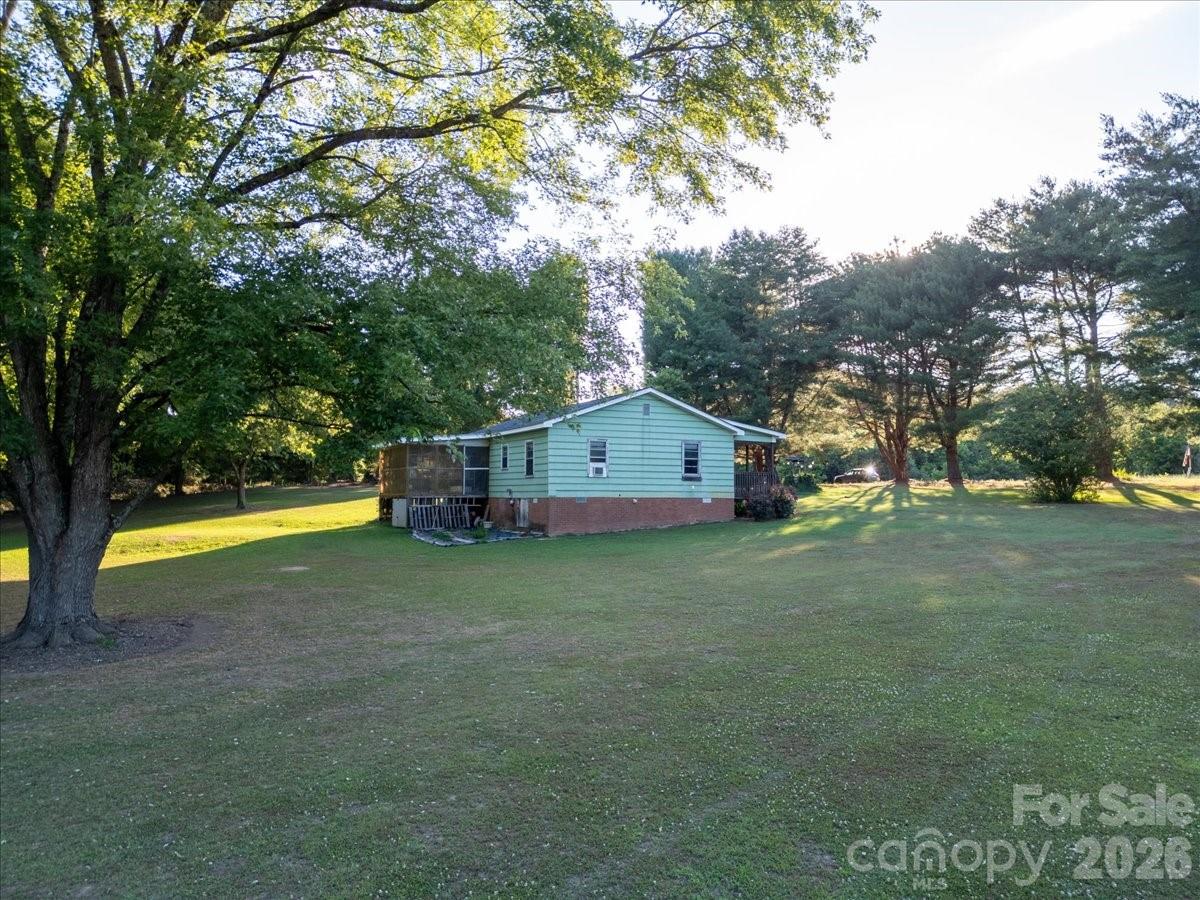 12282 Coyle Road — Stanfield