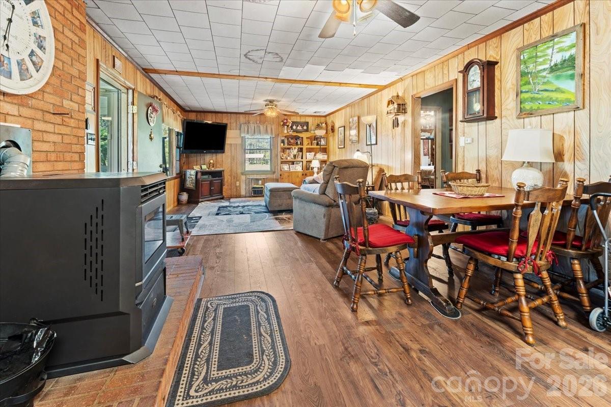 12282 Coyle Road — Stanfield