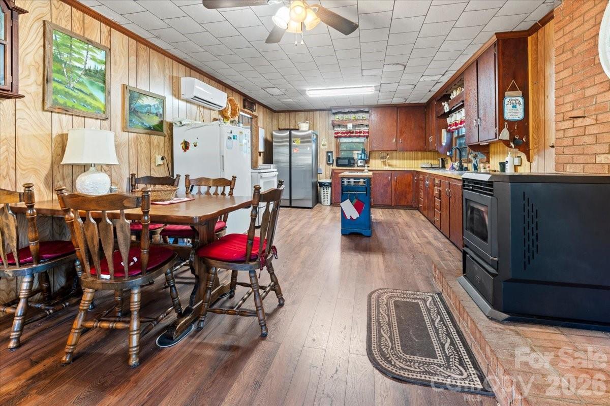 12282 Coyle Road — Stanfield
